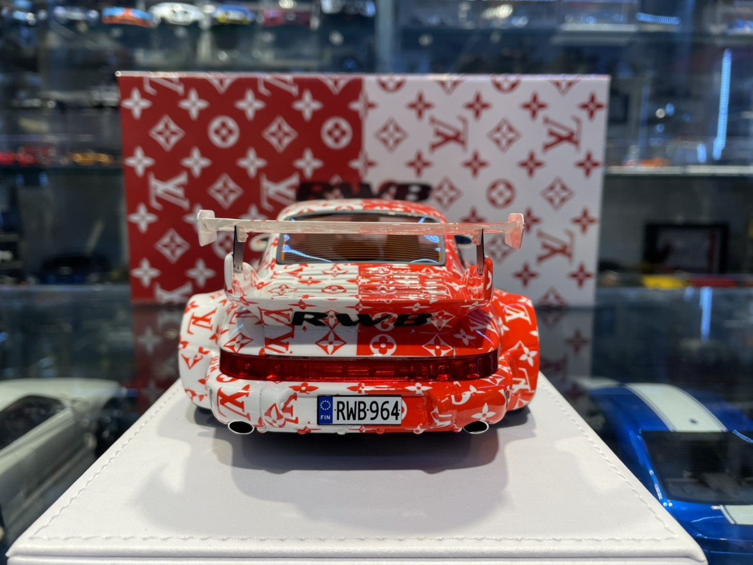 Porsche 964 Rwb x Lv Supreme - House Of Bearbricks