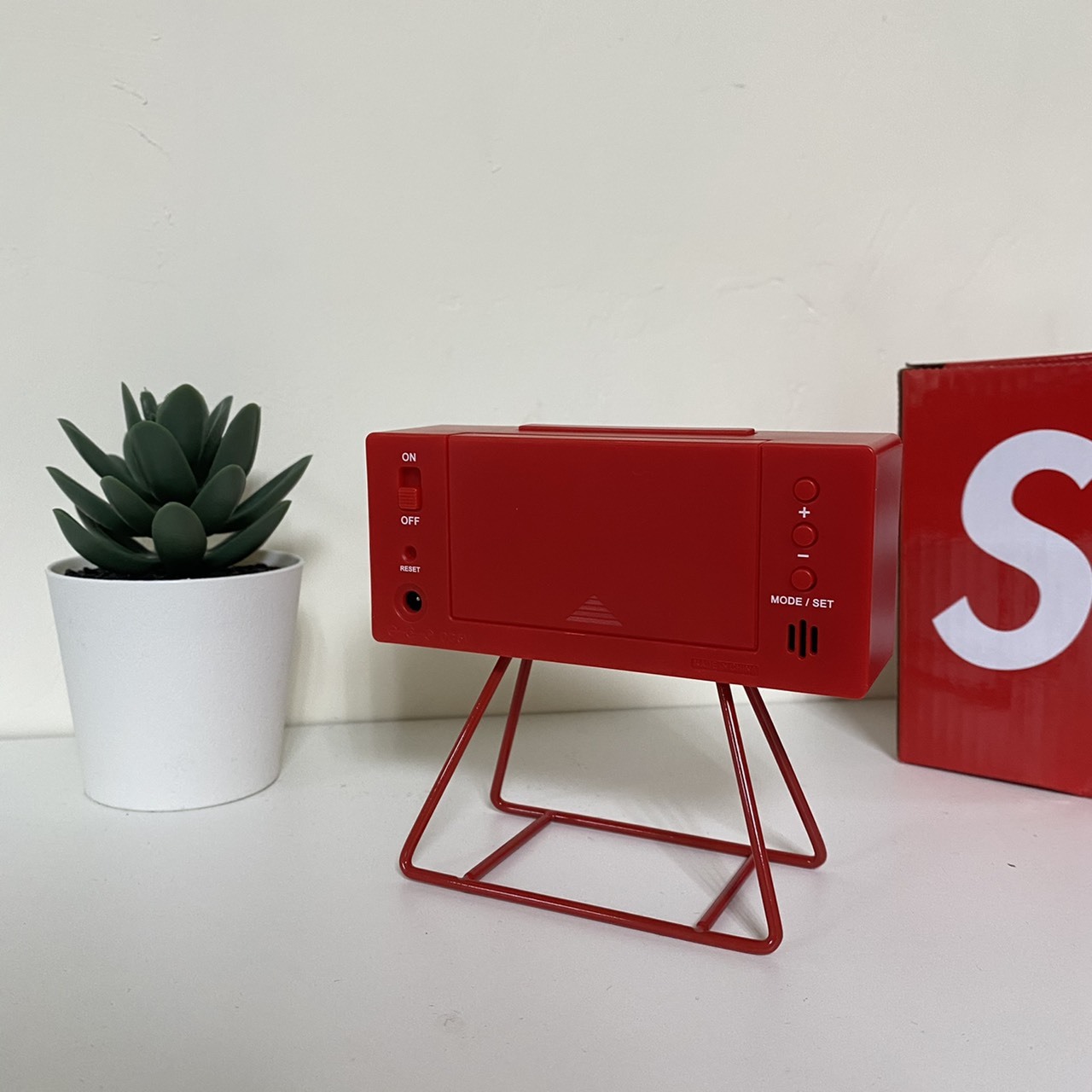 Supreme 2021 s/s Supreme X Seiko Marathon Clock "時鐘"