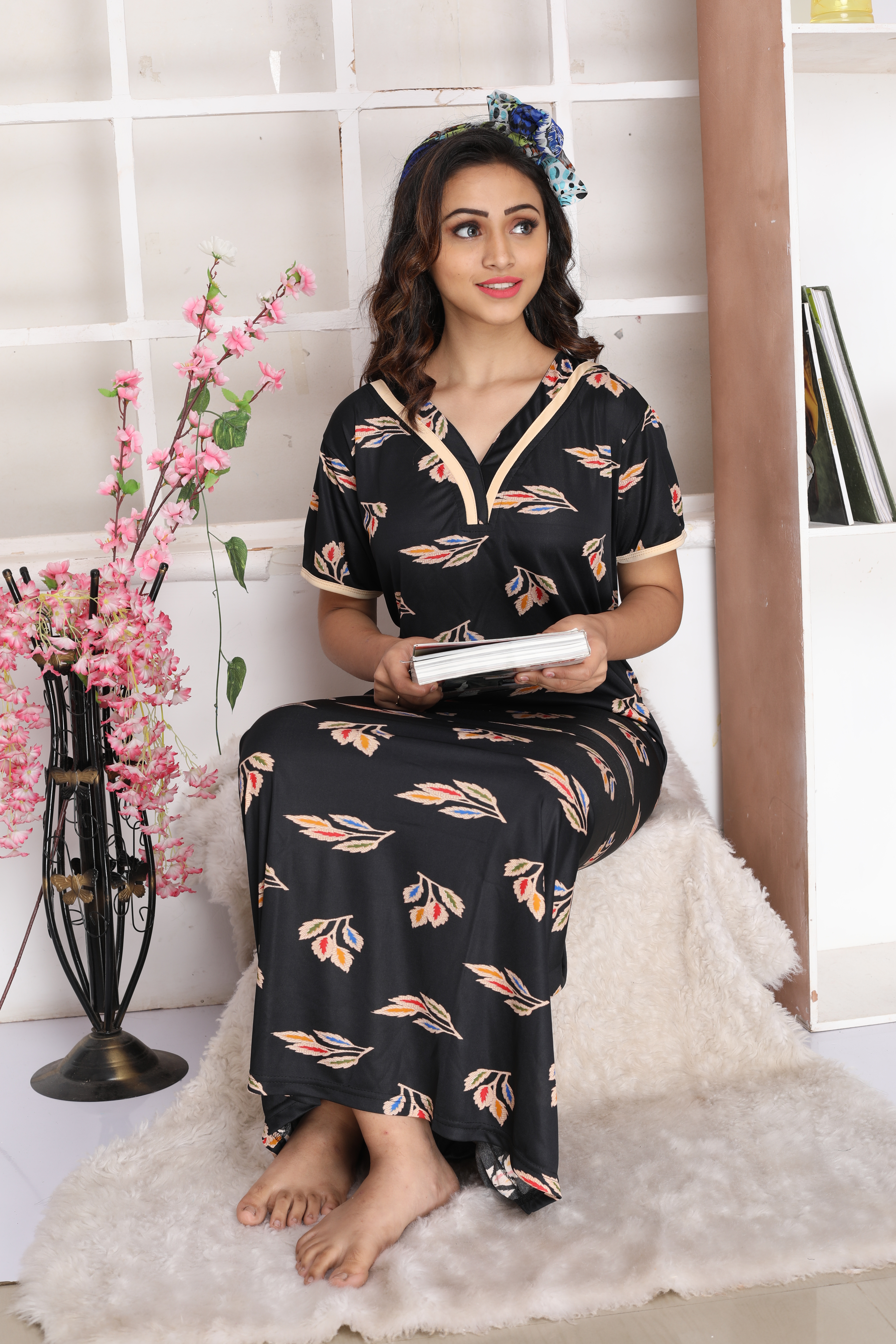 Women Black Jersey Stretchable Hand Washable Maxi Night House Coat With Pocket Q1490