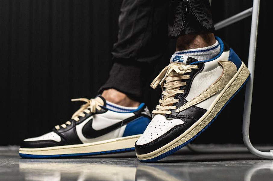 AIR Jordan 1 Low Fragment x Travis Scott DM7866-140 藤原浩