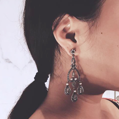 宮廷感水滴珍珠耳環