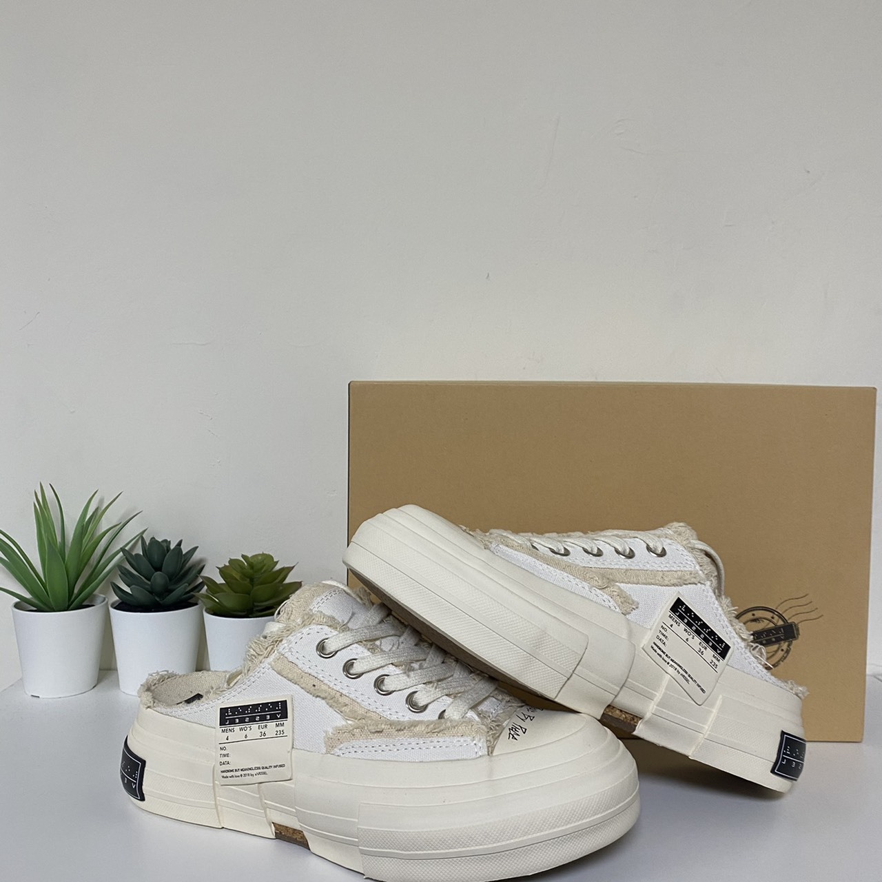 xVESSEL G.O.P. Slip on Black 吳建豪 結構鞋 懶人拖 懶人鞋 無後跟 全白