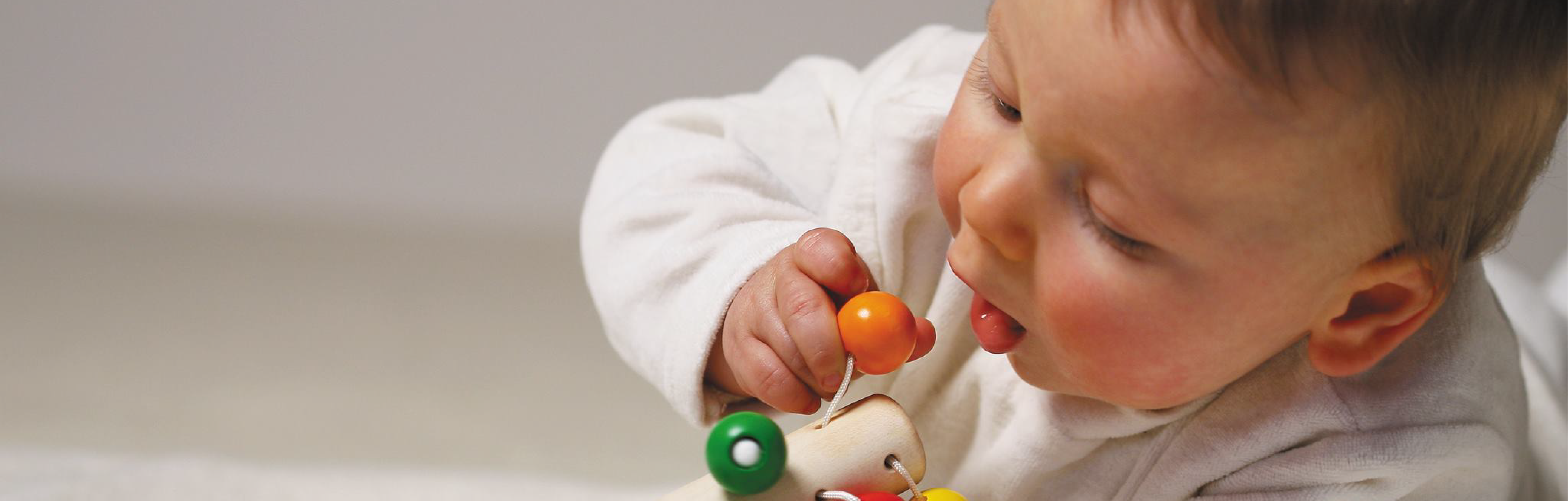 naef-dolio-baby-rattle
