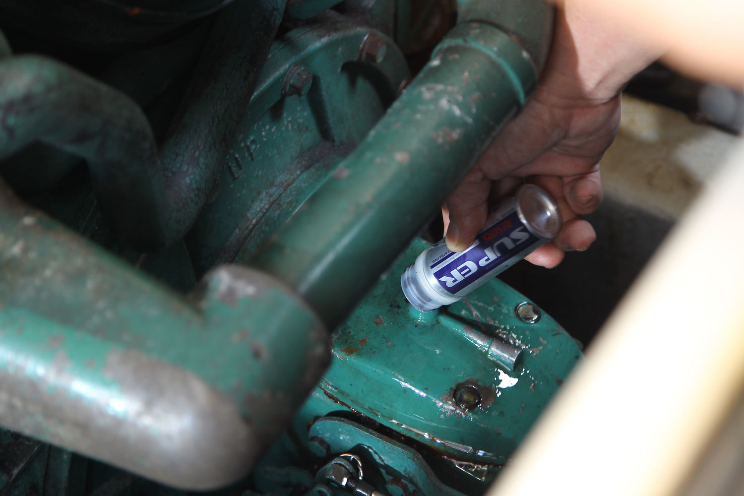 Super Nano transmission restorer for automatic transmissions 自動波箱修復劑 到人波箱一