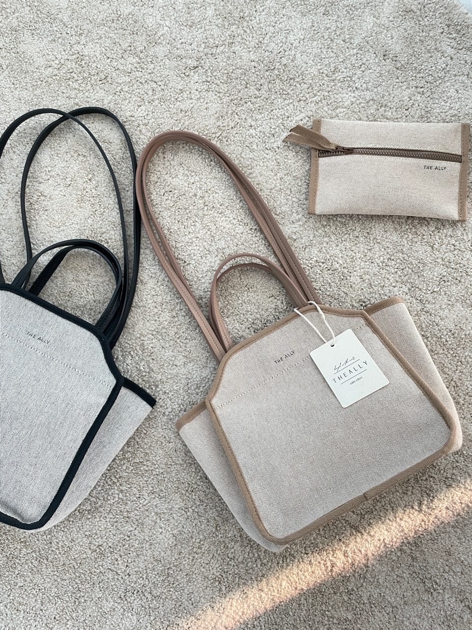 <韓國代購> The Ally Dana Bag - 2 Colors