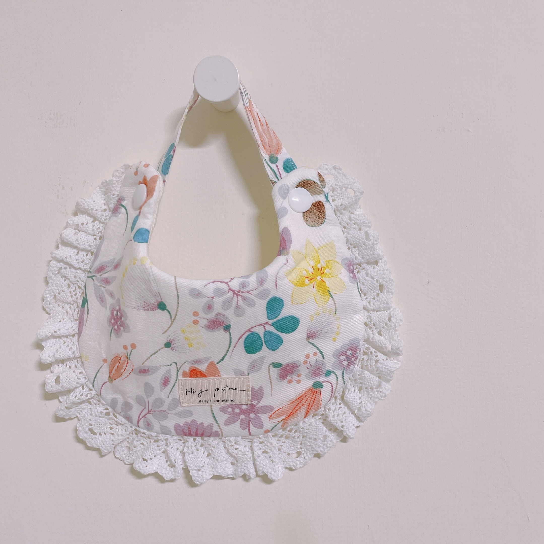 Hi Y.P store-手作圍兜-蕾絲花蔓