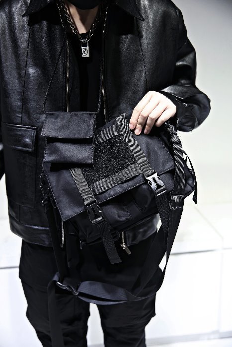 可拆卸搭扣套裝斜挎包