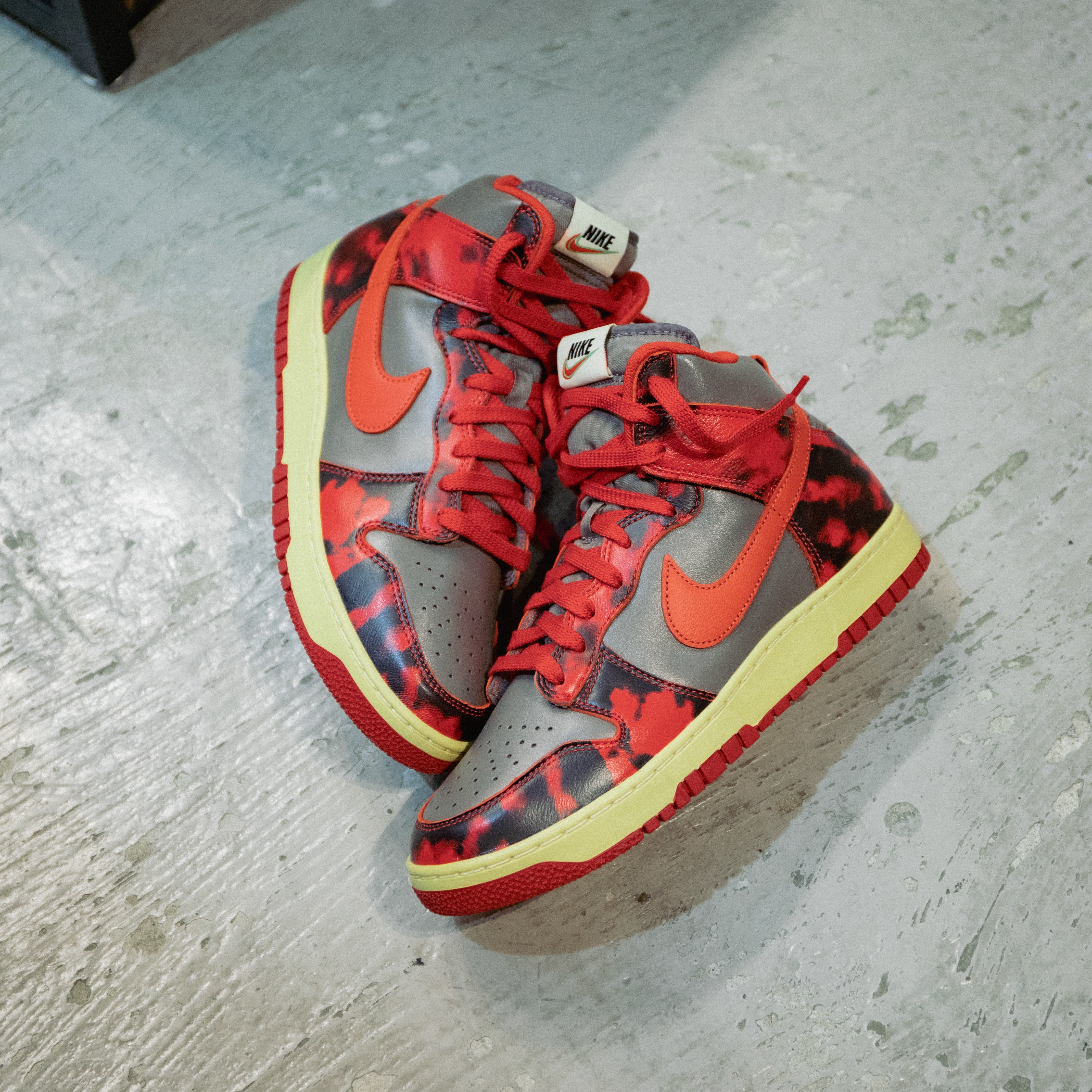 [現貨] Nike Dunk High "Red Acid Wash" DD9404-600