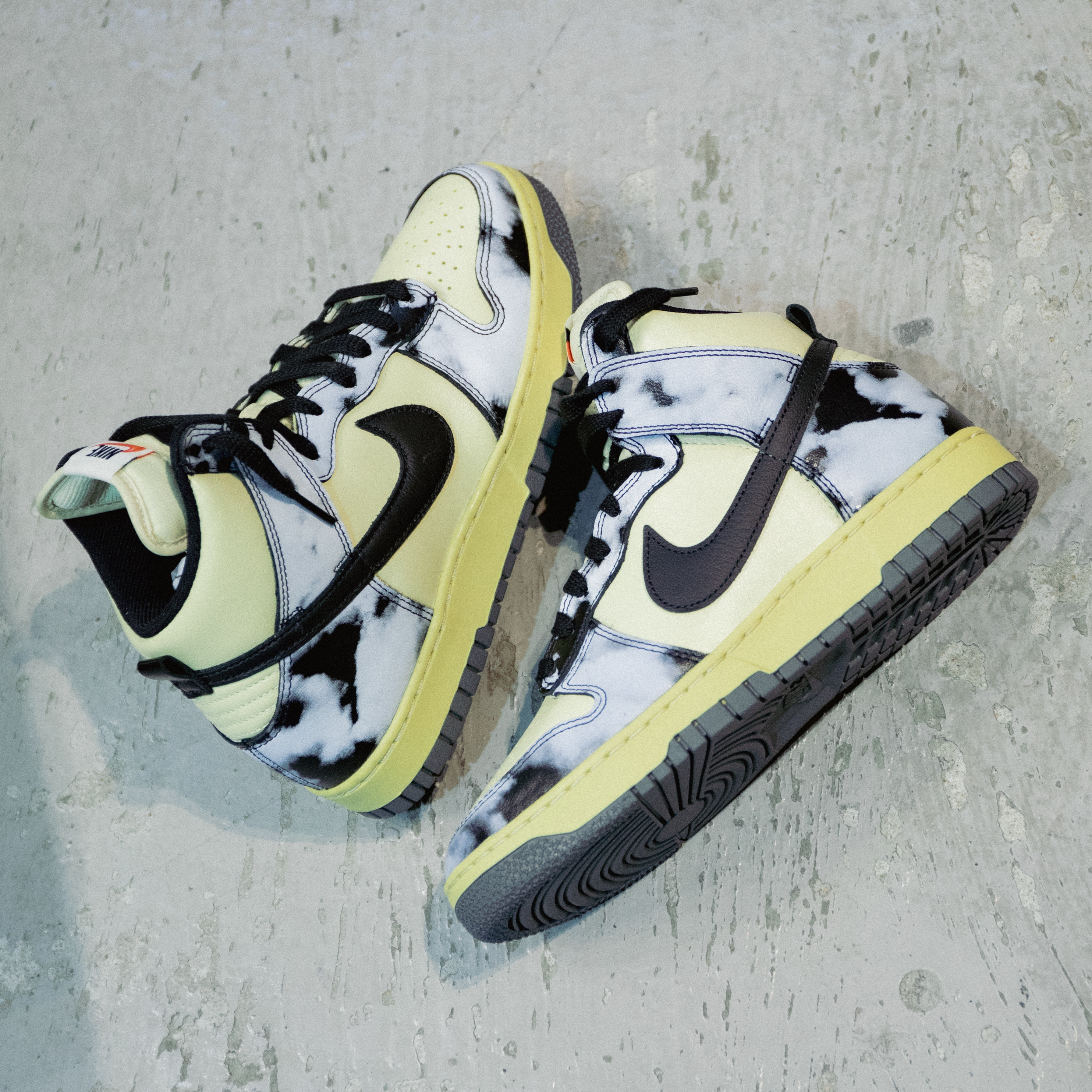 [現貨] Nike Dunk High "Black Acid Wash" DD9404-700