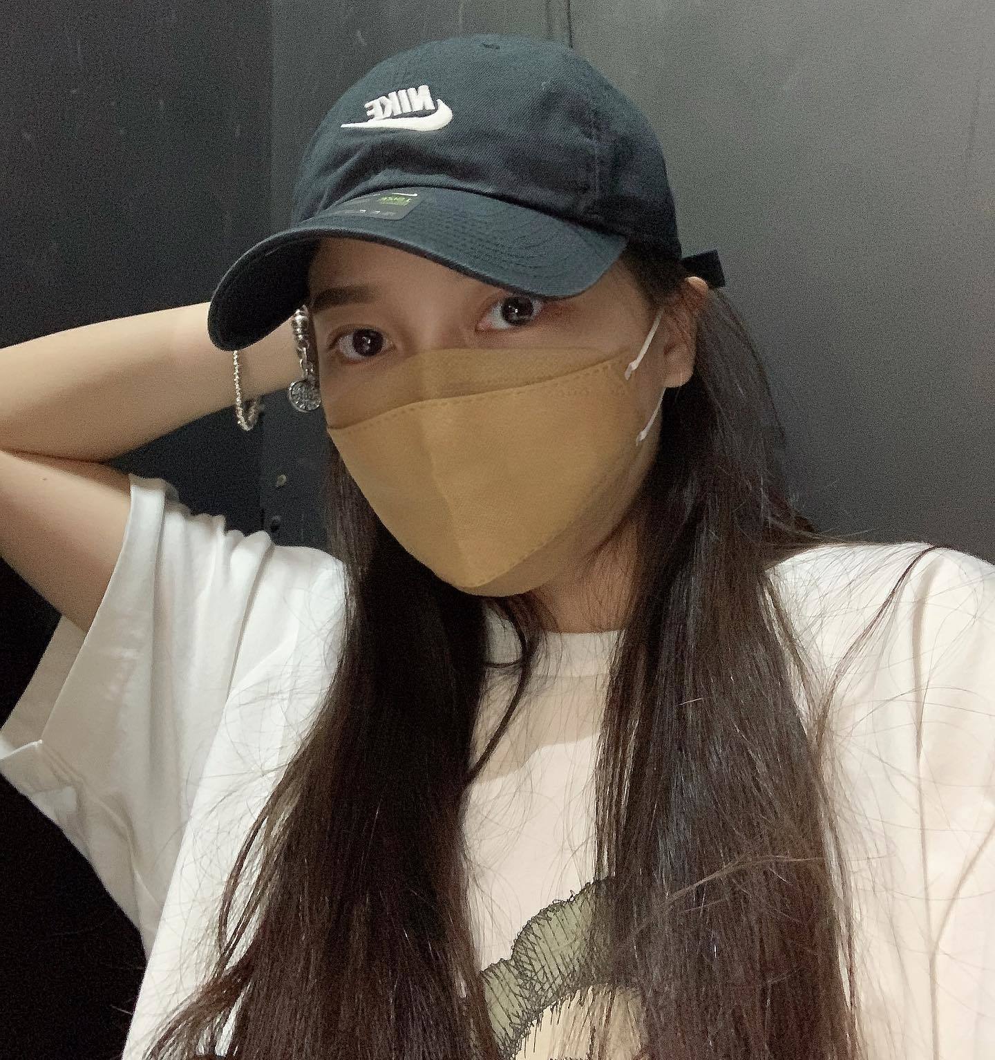 Nike 勾勾文字 logo 老帽（913011-100）