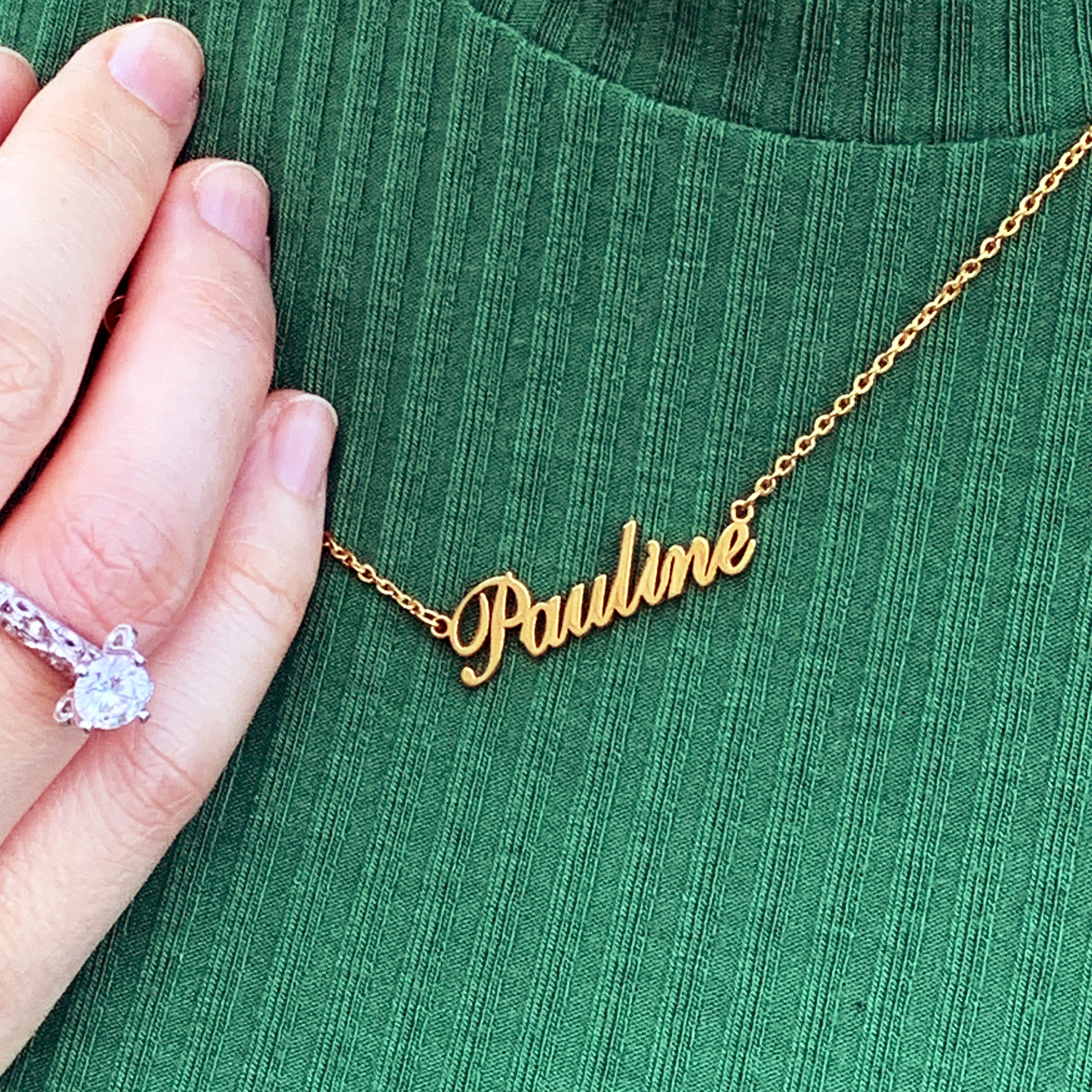 定製項鍊 英文名字項鏈 | 925純銀 | 英文字母項鍊 | 禮物 | 記念品 (逢星期日截單後25-28個工作天發貨)