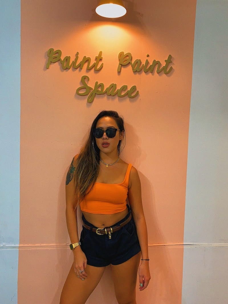 捲邊鬆緊牛仔短褲