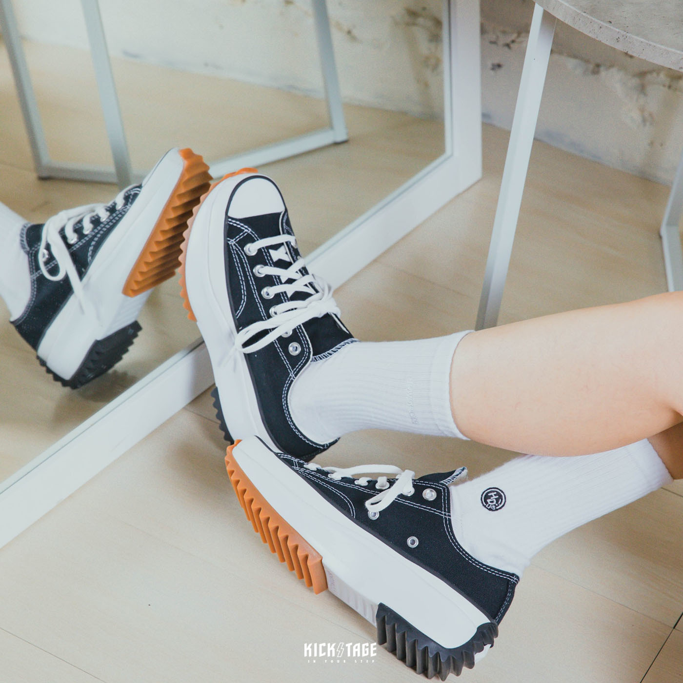 <特價，不退換> CONVERSE RUN STAR HIKE LOW 日系 鋸齒 厚底 低筒 黑色【168816C】白色【168817C】RSMOTION