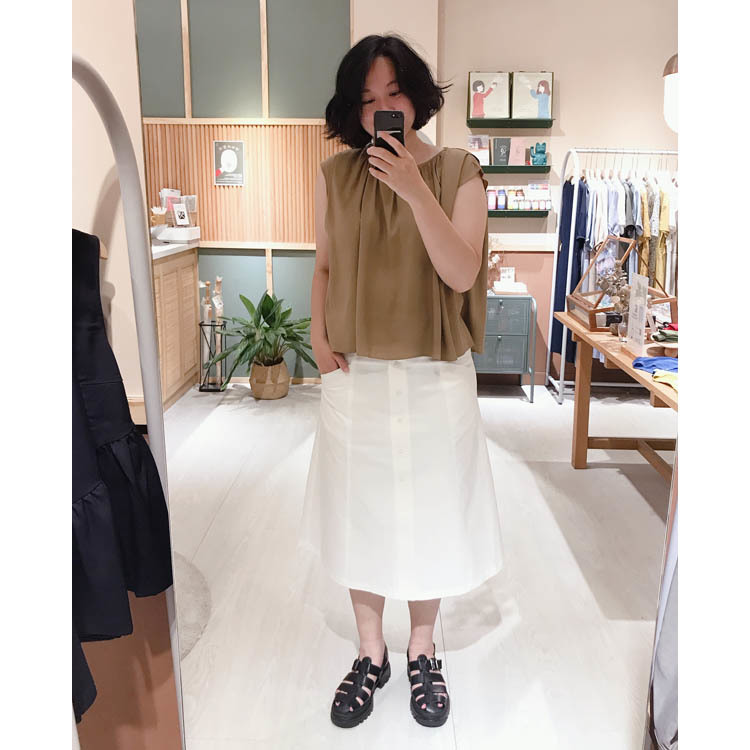 摩登女子抽皺上衣-棕