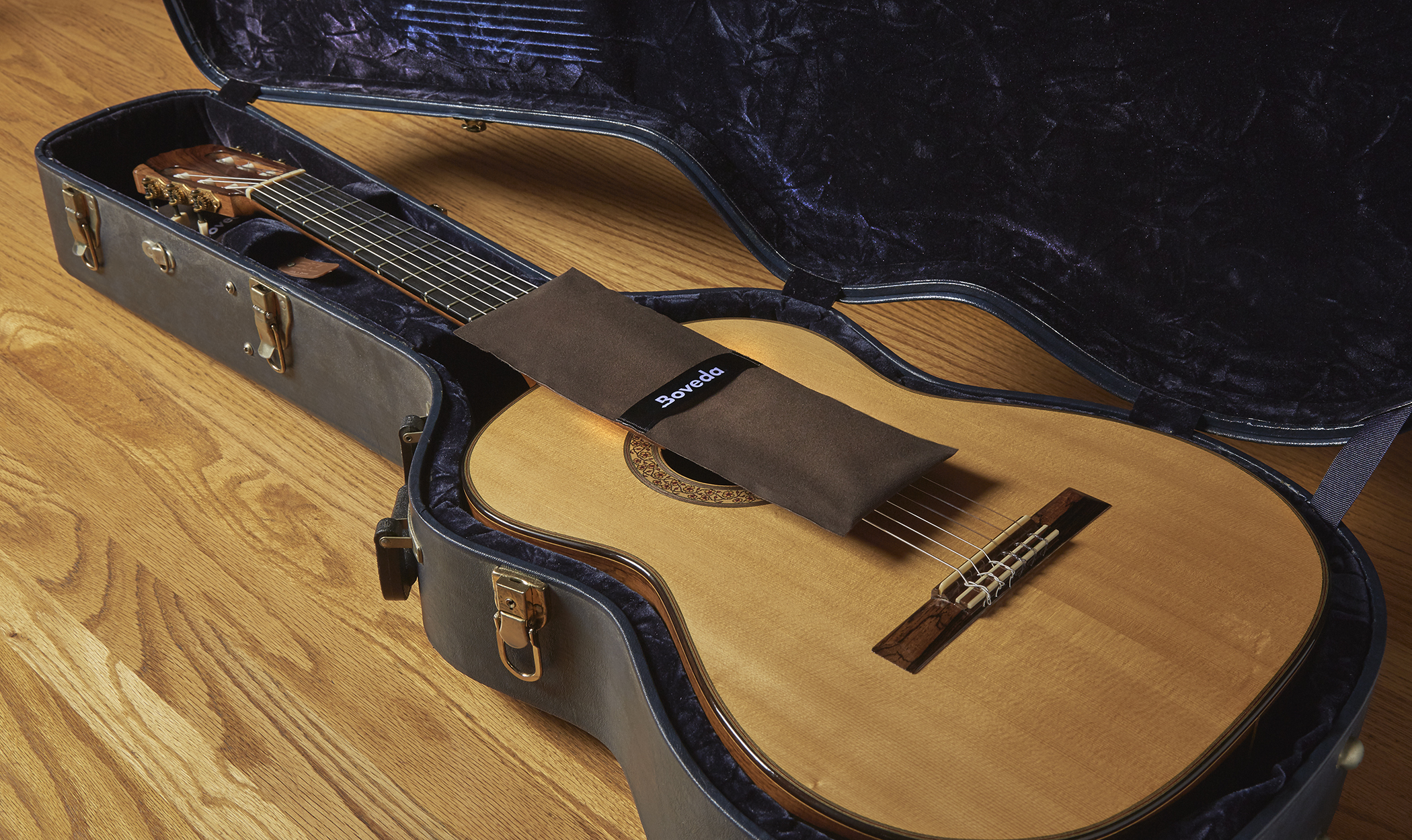 Boveda - Starter Kit Large 雙向乾燥包套組 內含雙袋棉布保護套 除濕效果佳 樂器專用 第 5 張圖片｜三峽吉他 / Bass