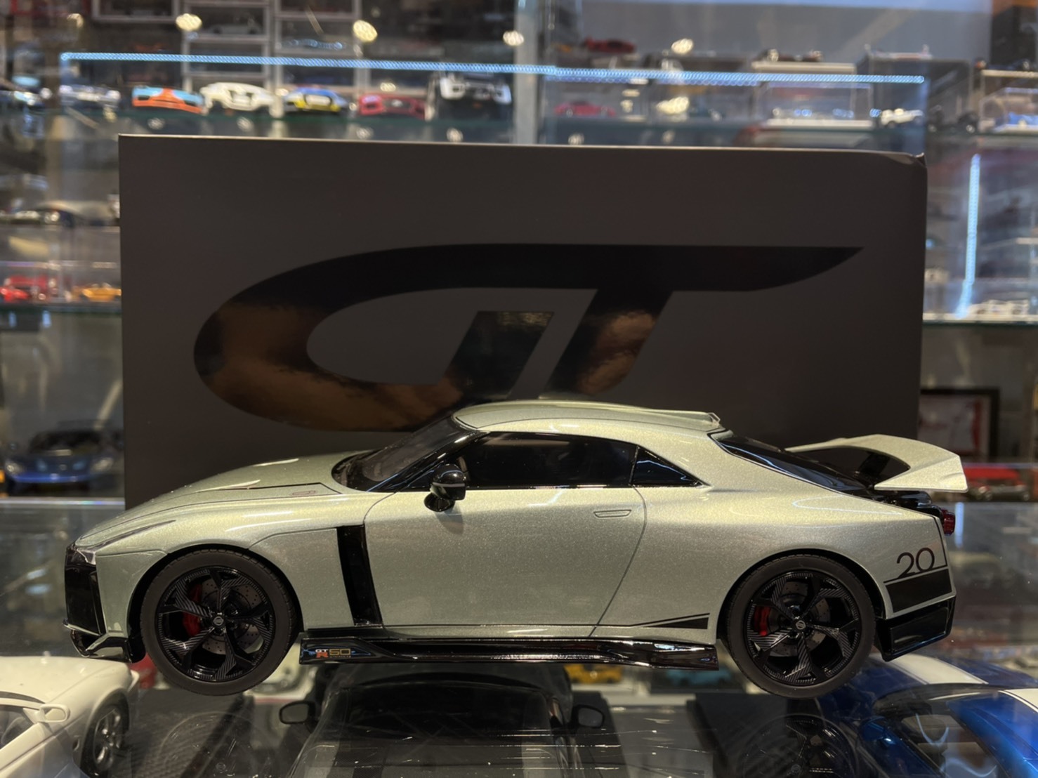 GT SPIRIT GT284 Nissan GTR R50 1/18 (Resin)