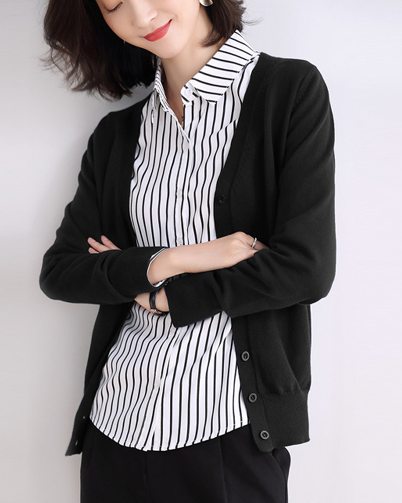 杏/黑【零碼出清不退換】V領排釦純色細織外套