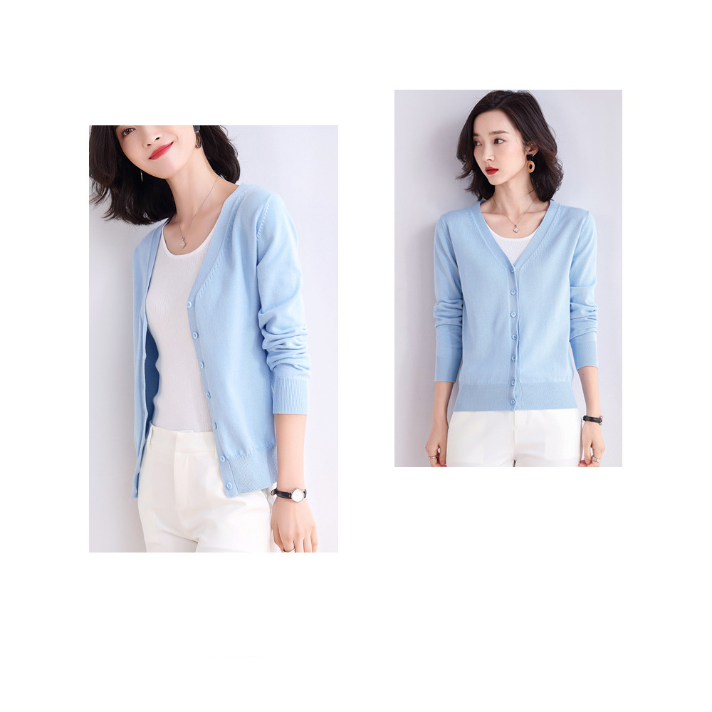 DEER.W V領排釦純色細織外套 淺藍