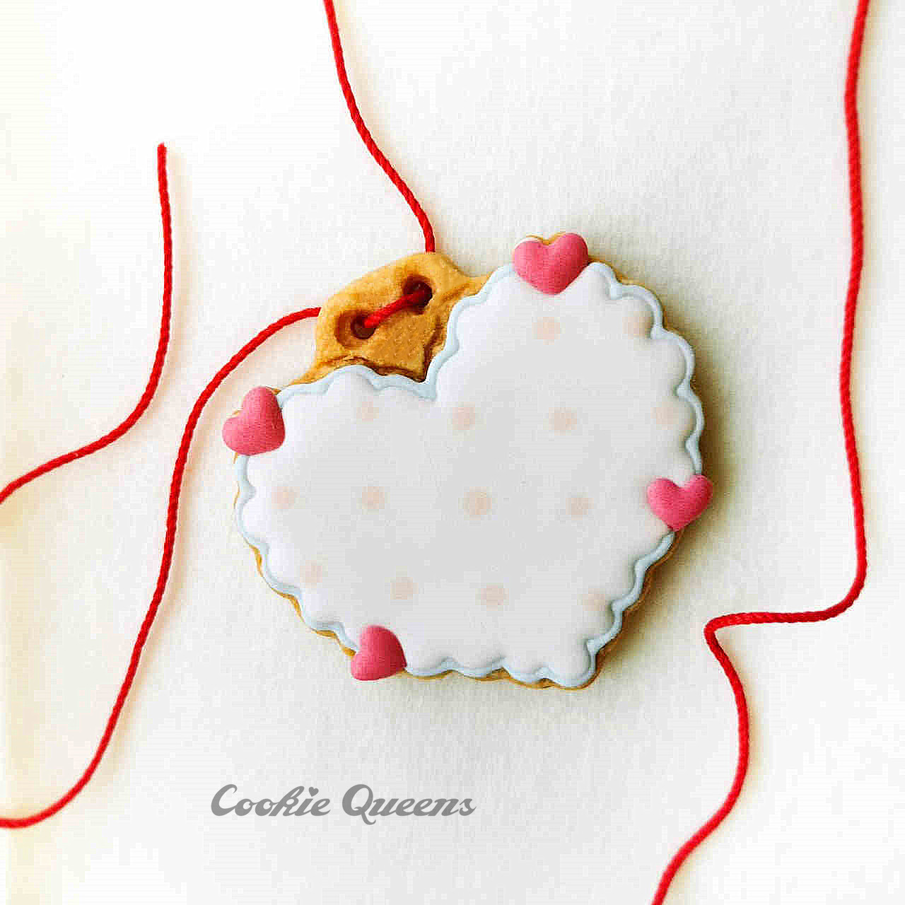 cookie and red thread for happy drooling party