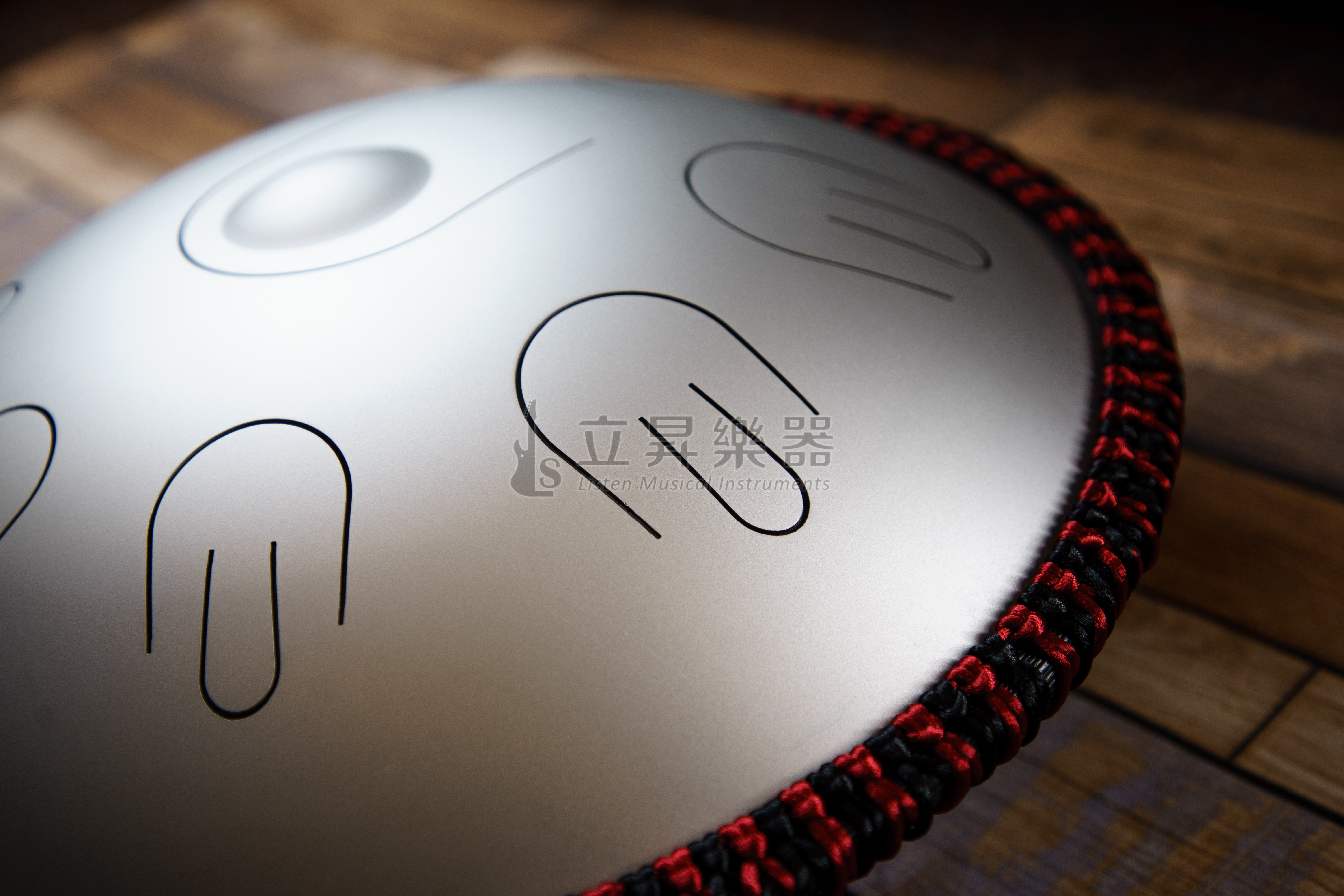 魯儒 Hluru HA1409 手碟鼓 Handpan 墨黑色 電鍍銀色 14吋 9音 D調 含銅鋼製/A系列專業空靈鼓 含袋 HCT聯名包 可加購腳架