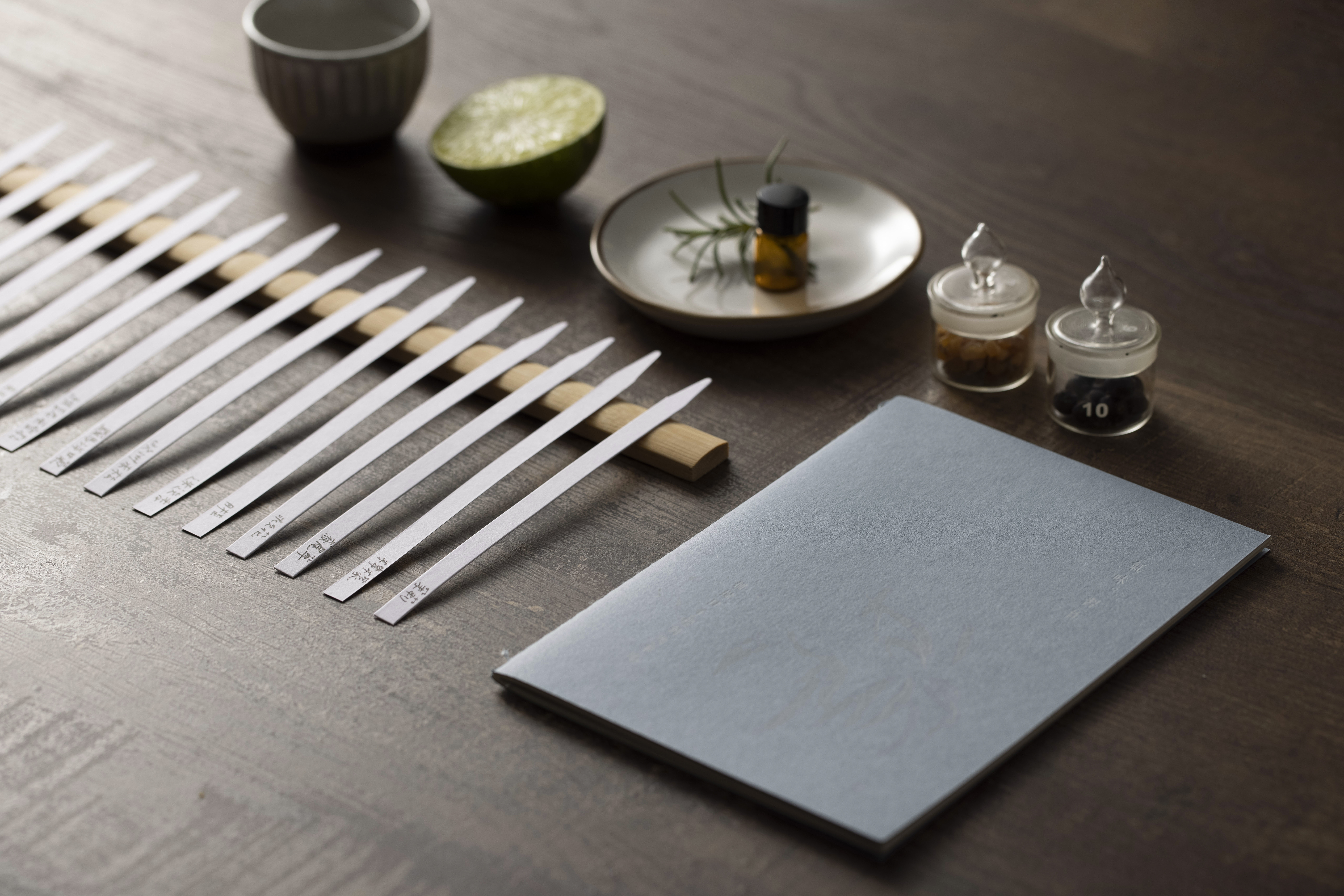 香氣文房 | 氣味習作本