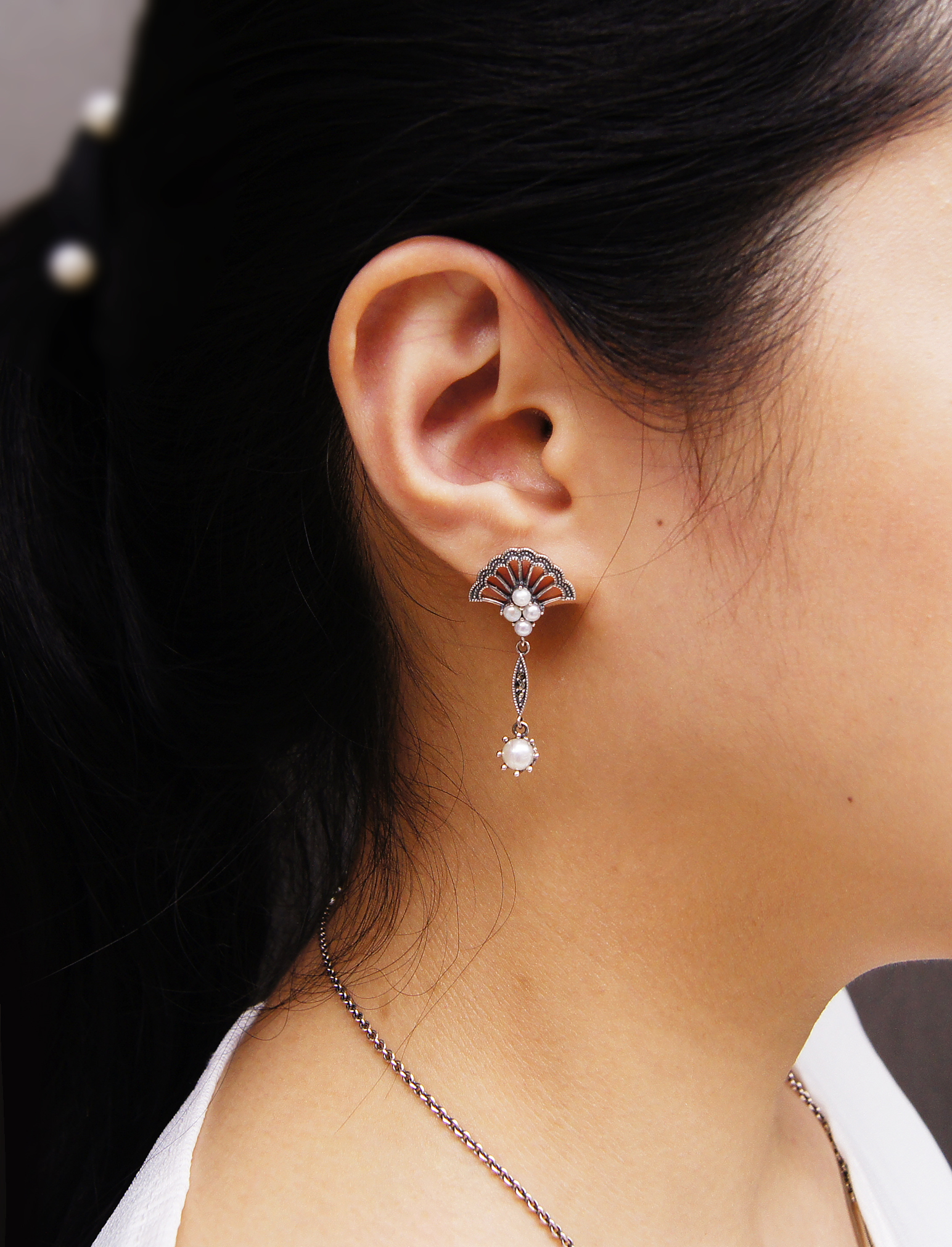 扇形珍珠典雅耳環