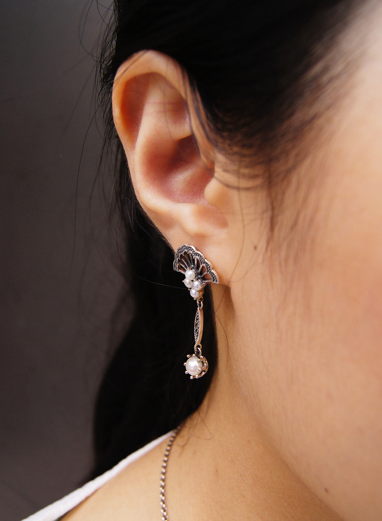 扇形珍珠典雅耳環