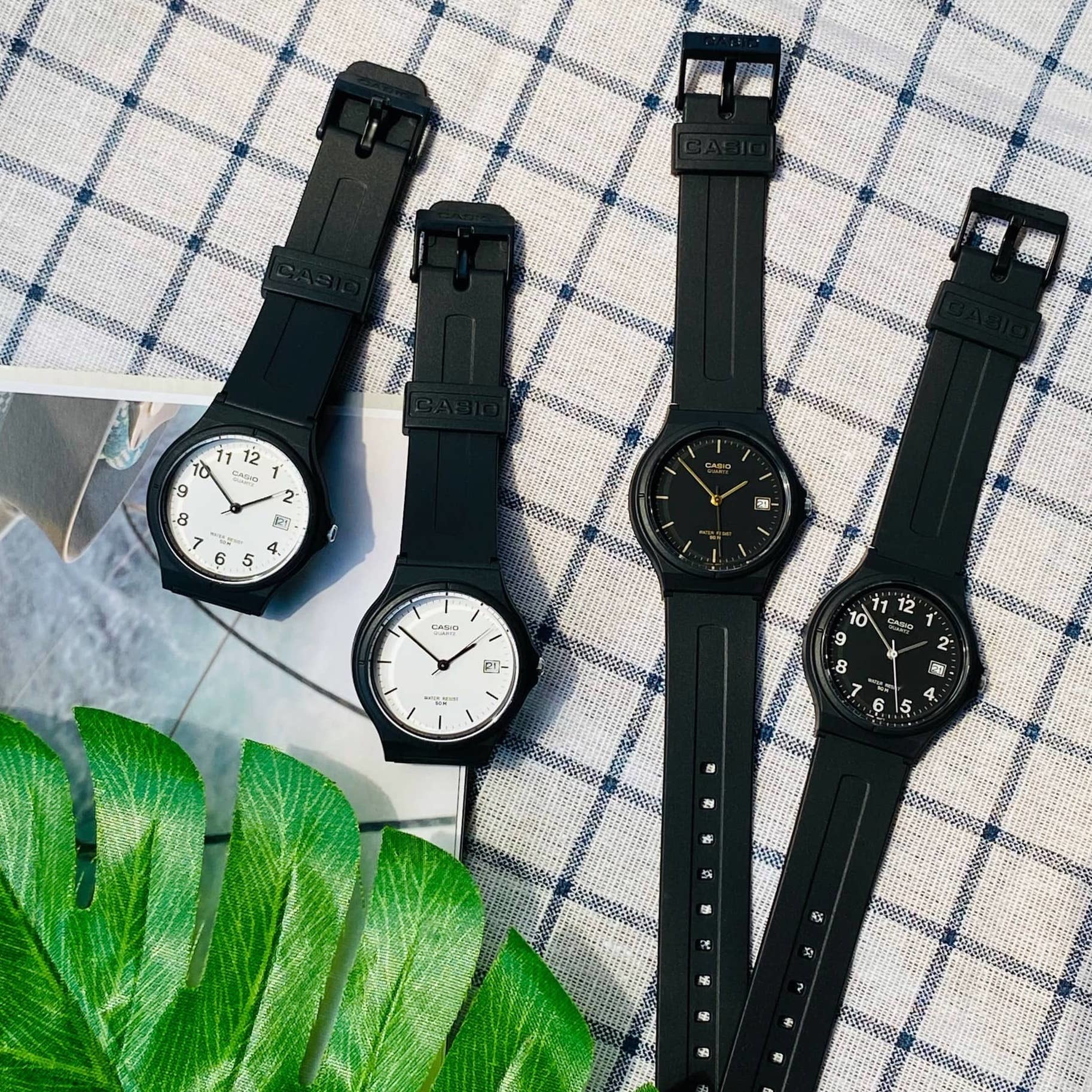 【CASIO 卡西歐】MW-59-7B 白面數字款 / MW-59-1E 黑金丁字款 / MW-59-1B 黑面數字款 / MW-59-7E 白面丁字款  36.1mm 現代鐘錶