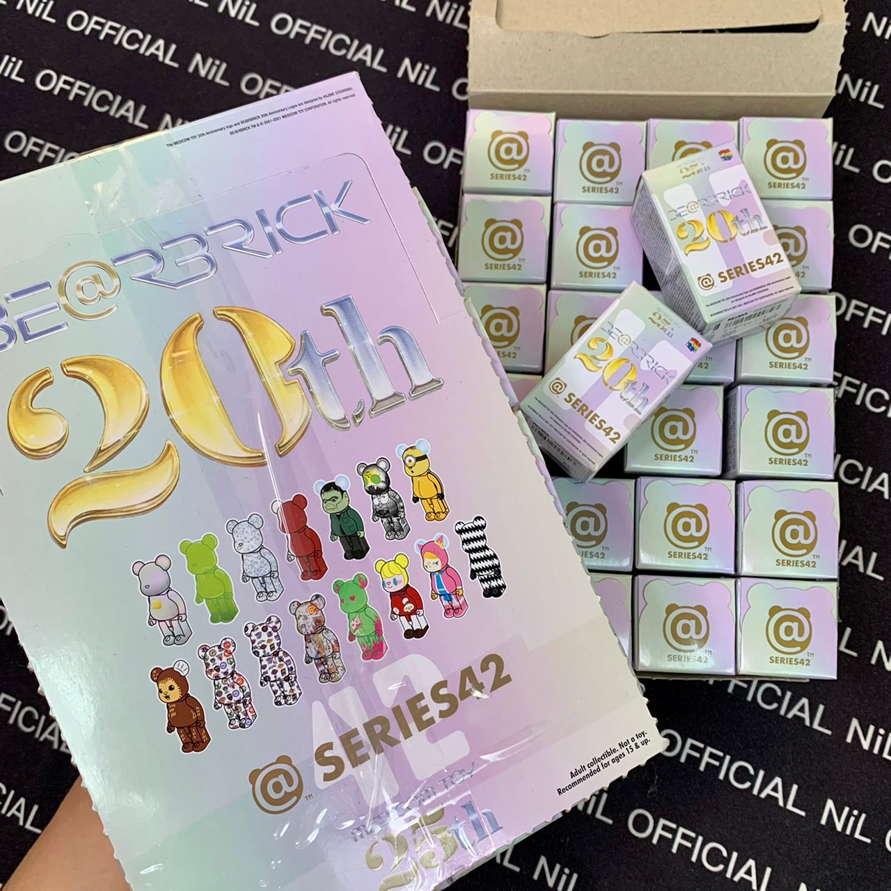 BE@RBRICK SERIES 42 代 盒抽 庫柏力克熊 盲盒