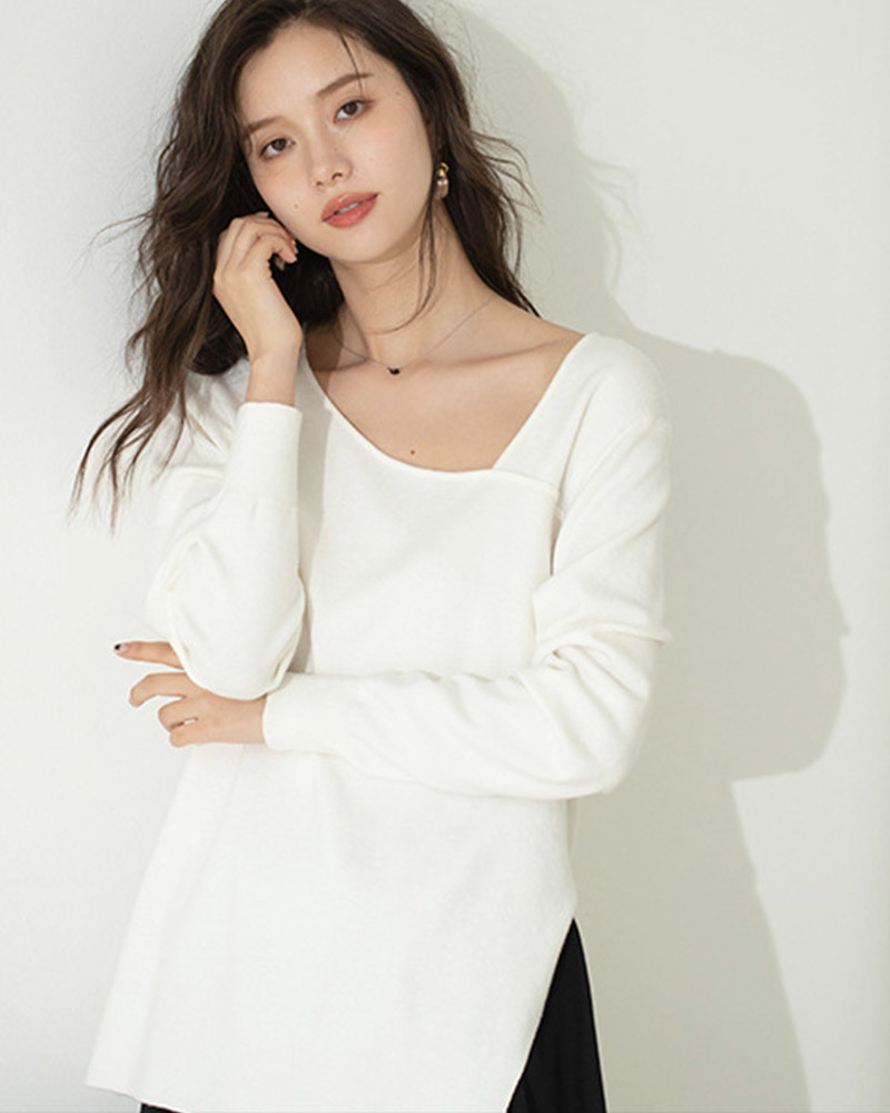 DEER.W 斜領側開衩長版針織上衣 白色