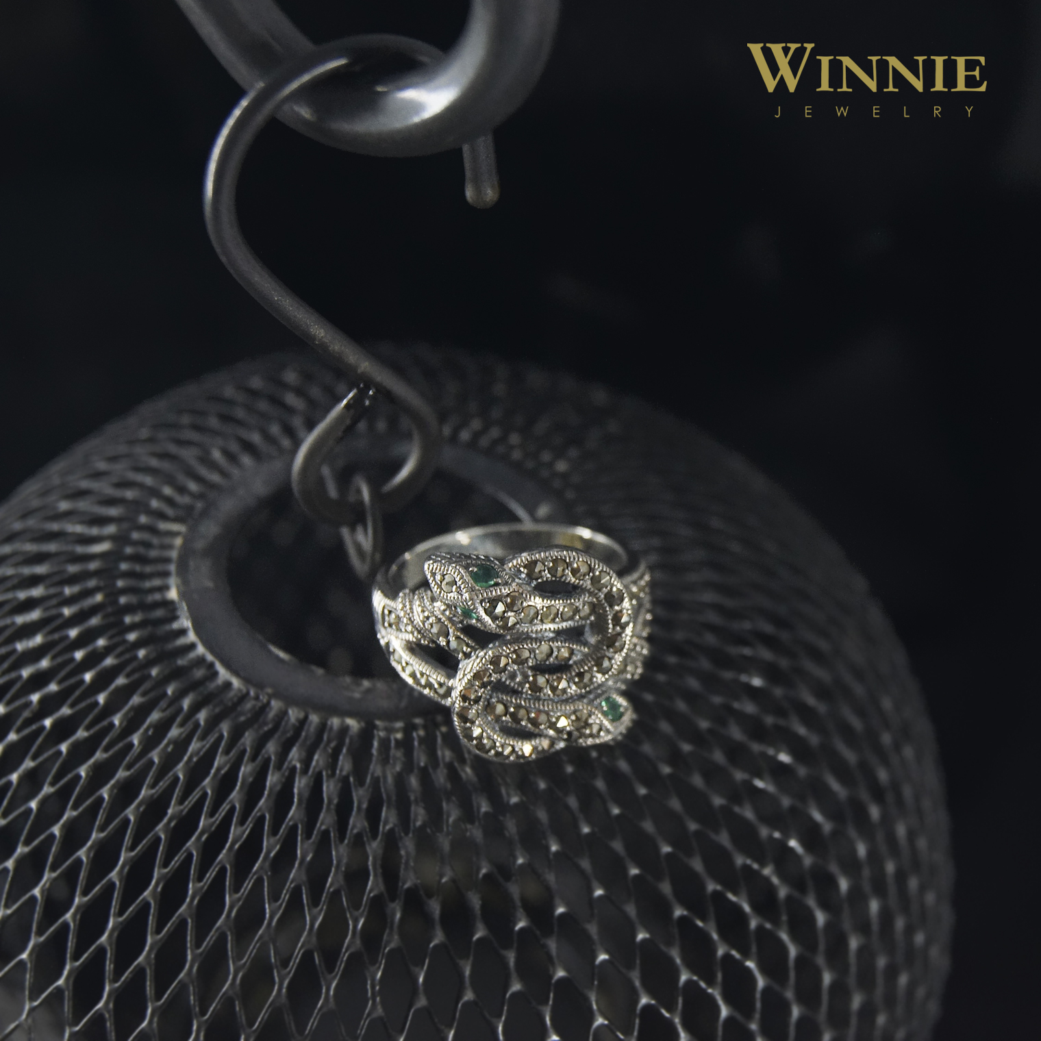 祖母綠馬克賽石蛇戒OP0623