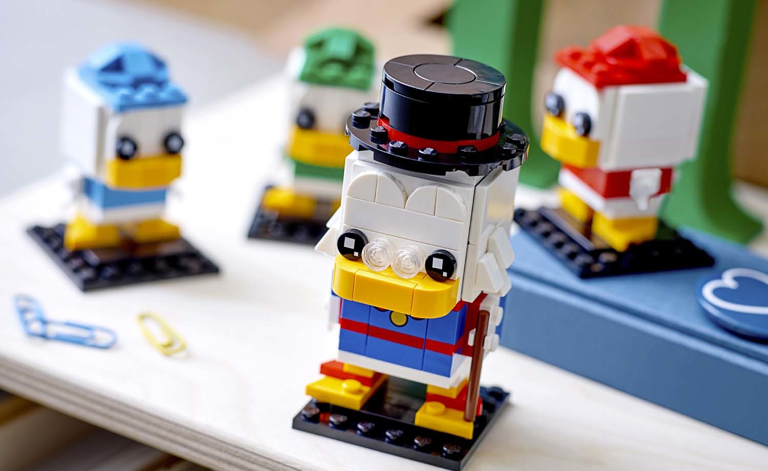 [飛米樂高積木磚賣店] LEGO 40477 BrickHeadz 史高治麥德、休依、杜依和路依