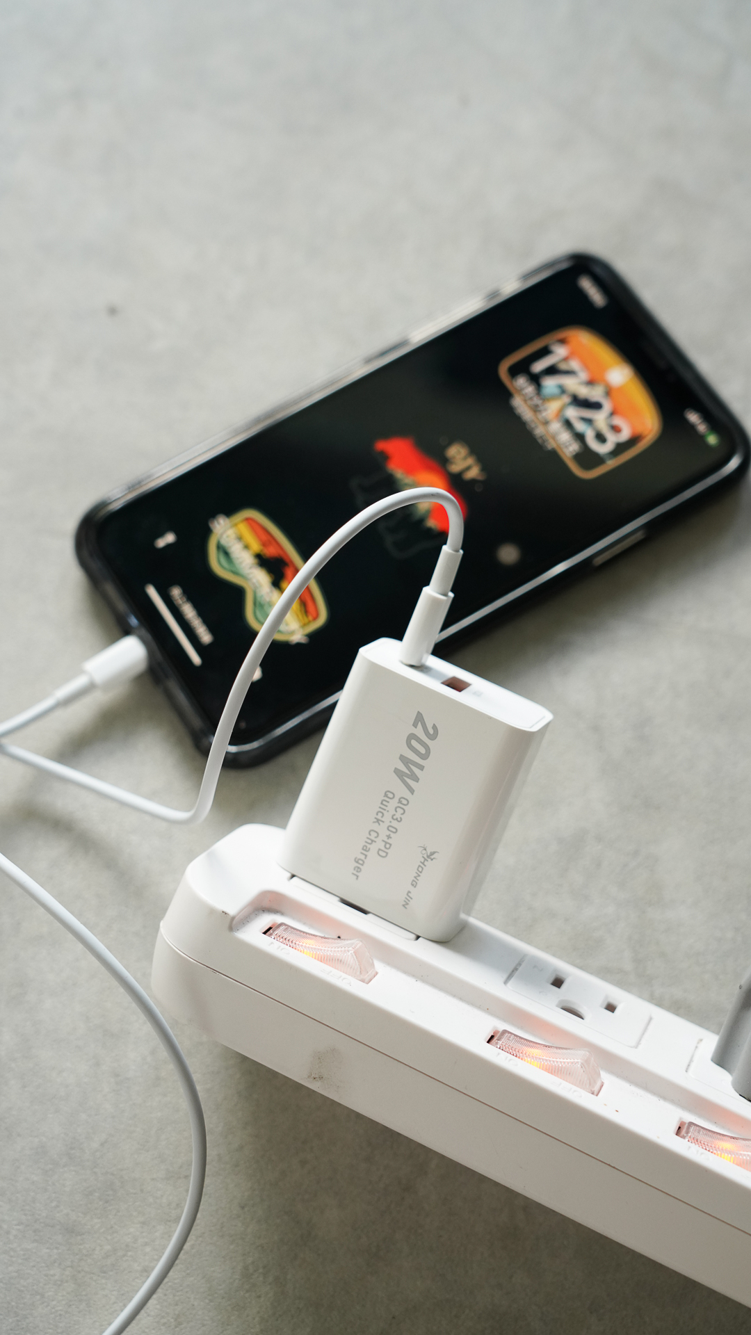 #現貨 雙孔充電頭組 買豆腐頭就送PD線 買就送 所以一次是一組的 保固半年 還有經過BSMI認證