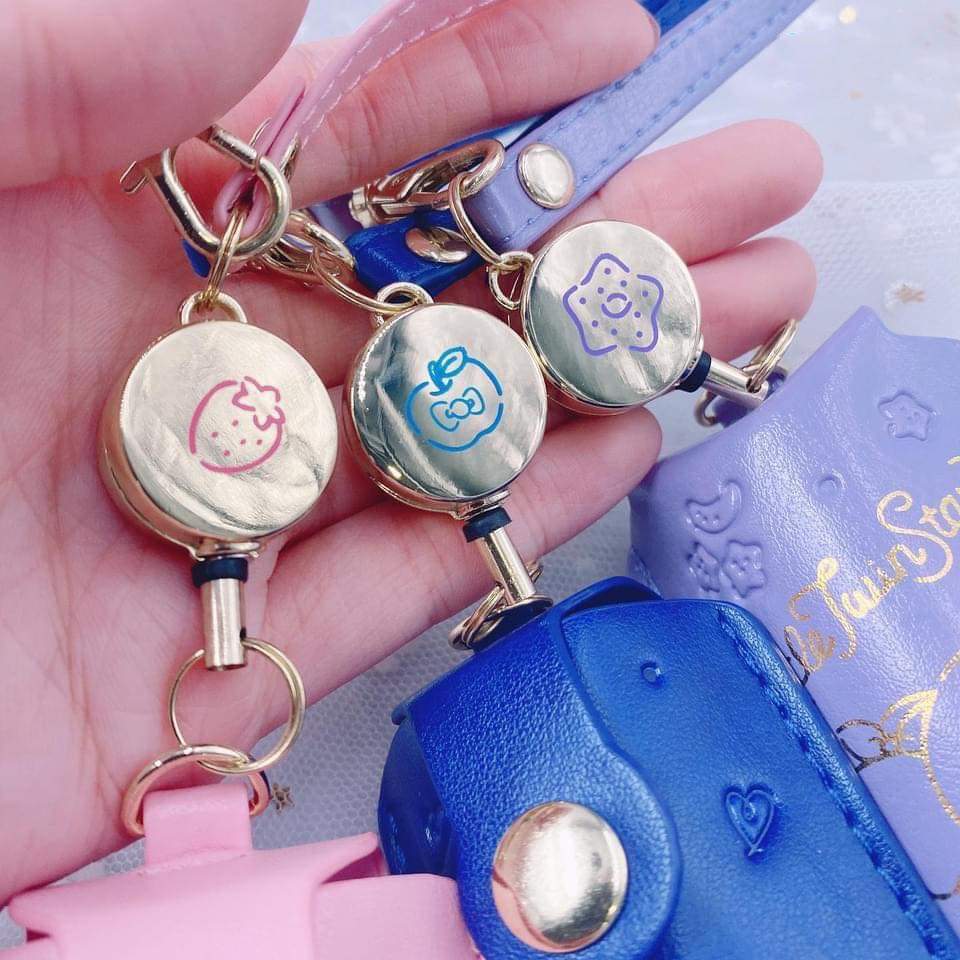 Sanrio PU 皮袋掛扣袋連搓手液