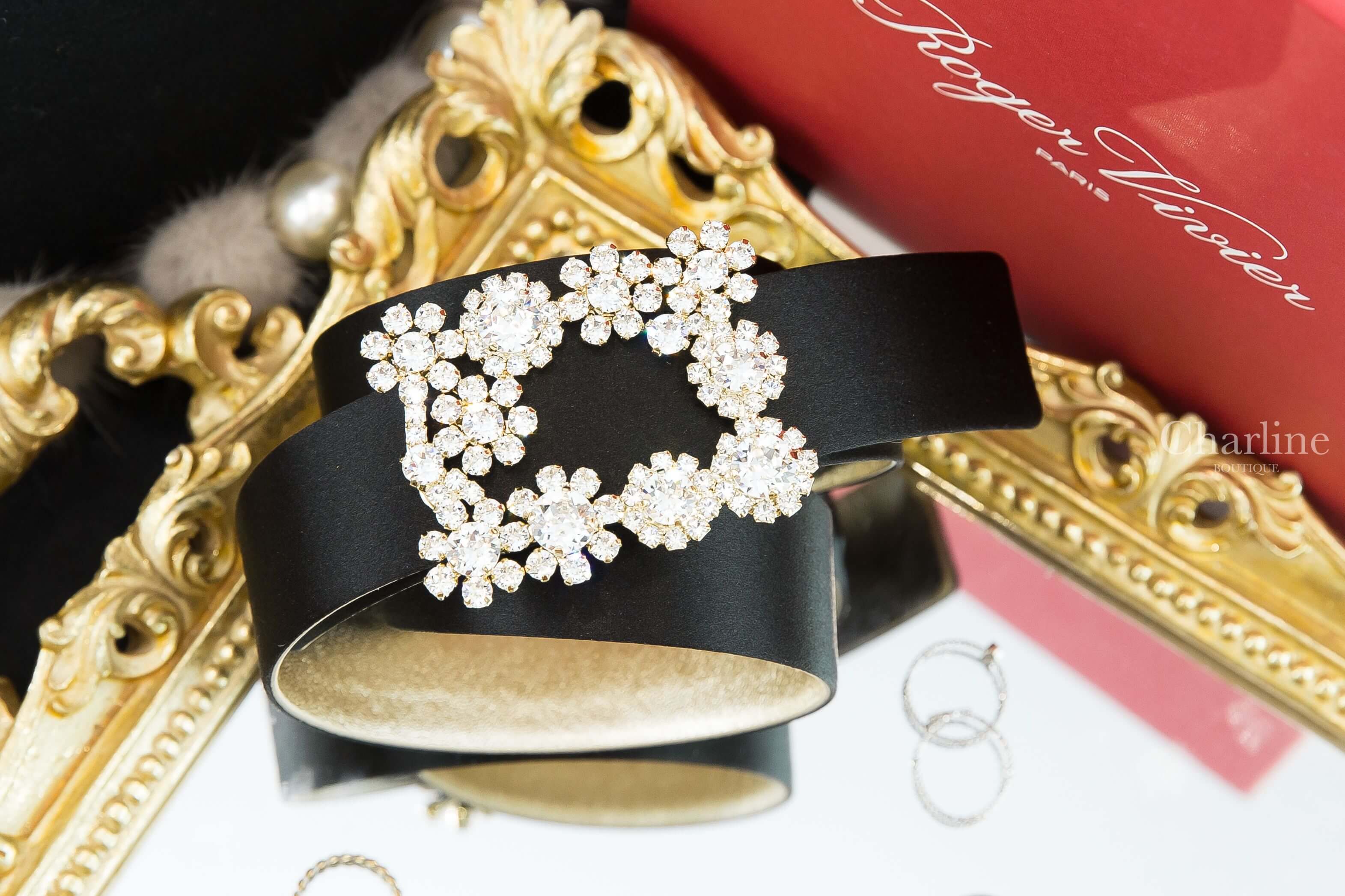 Roger Vivier Flower Strass Buckle Belt In Satin 黑色絲綢鑲鑽花形3cm方釦皮帶
