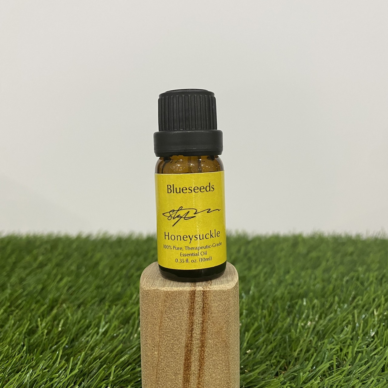 金銀花精油 10ml (此為特別訂製款，訂購後一週出貨）