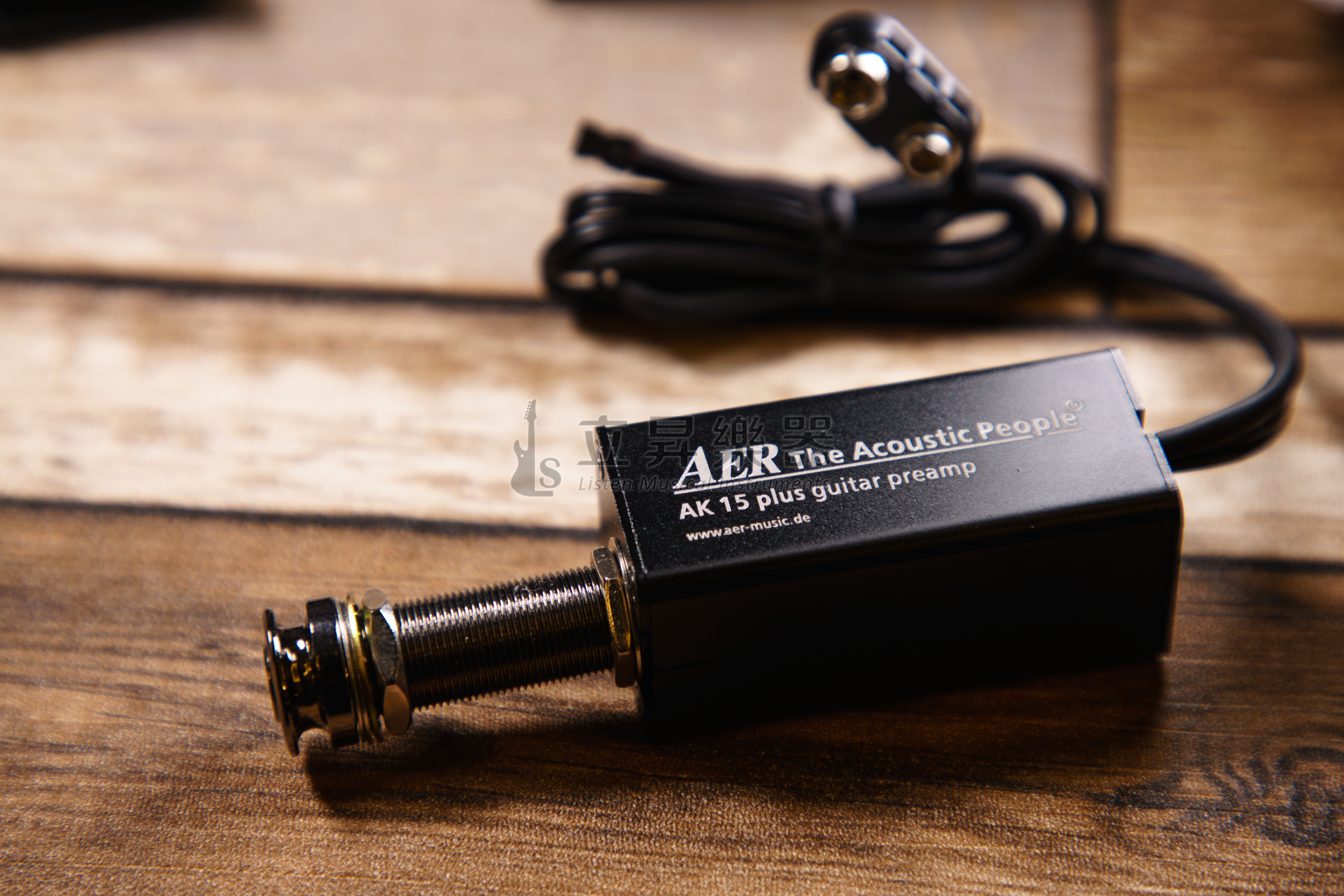 德國 AER AK15 PLUS 雙系統拾音器(下弦枕+麥克風) 55mm 58mm兩種拾音棒規格 木吉他拾音器 第 3 張圖片｜三峽吉他 / Bass