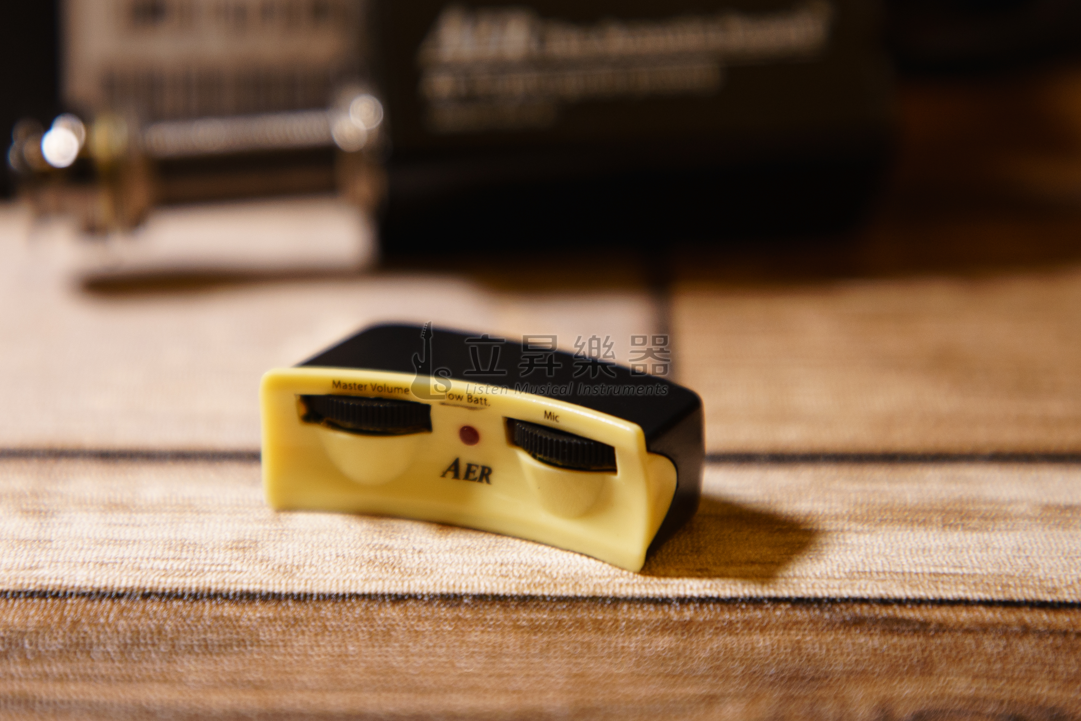德國 AER AK15 PLUS 雙系統拾音器(下弦枕+麥克風) 55mm 58mm兩種拾音棒規格 木吉他拾音器 第 6 張圖片｜三峽吉他 / Bass