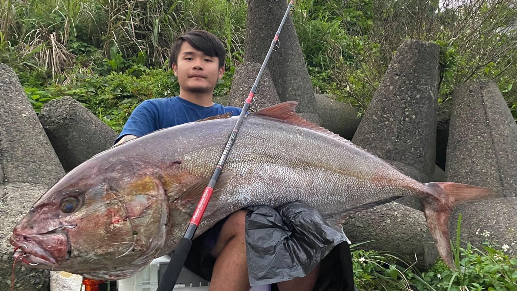 MC WORKS' RAGING BULL 95SD SHORE CASTING ROD