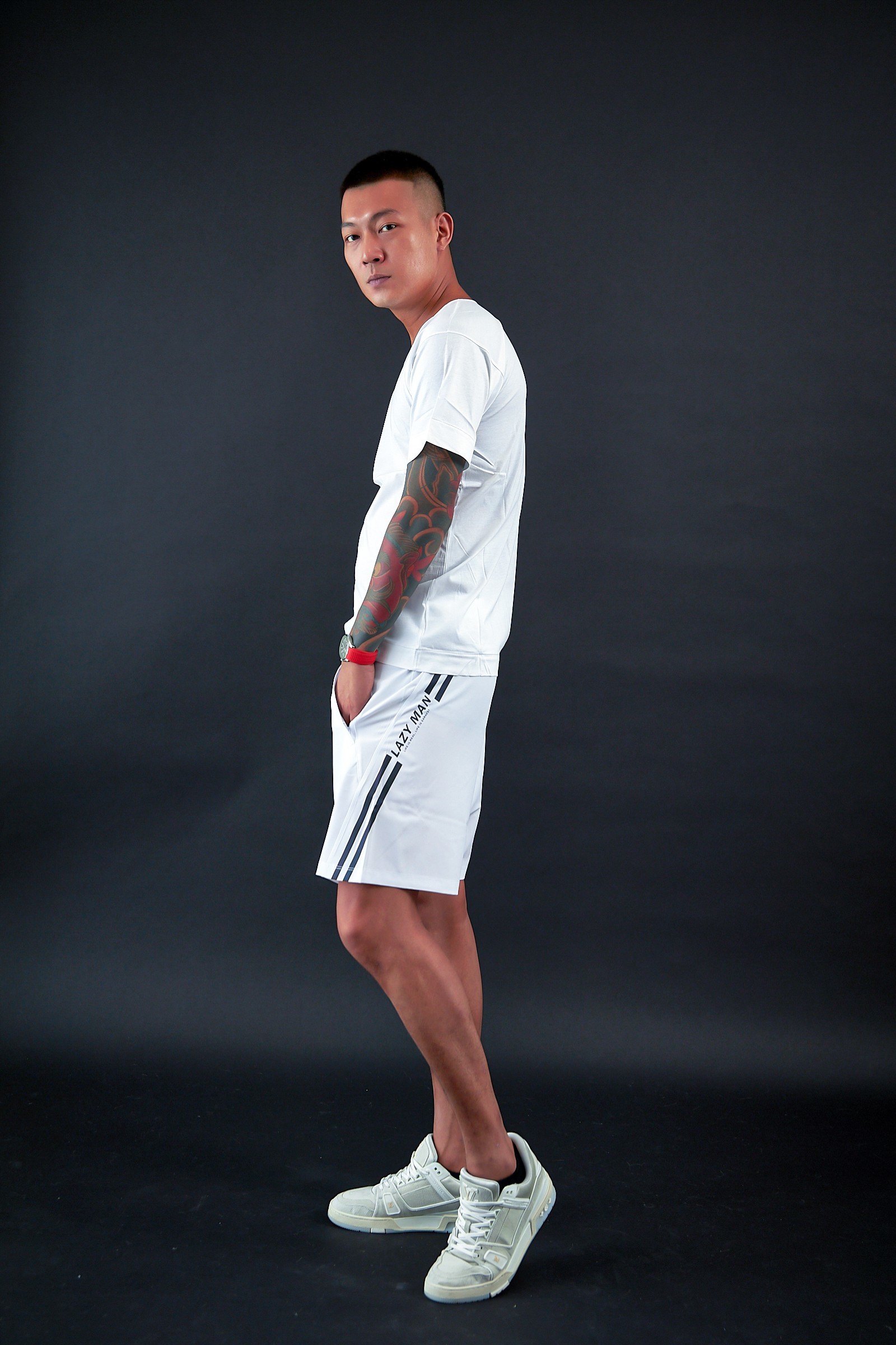 Lazy Man 反光刻字膜運動短褲