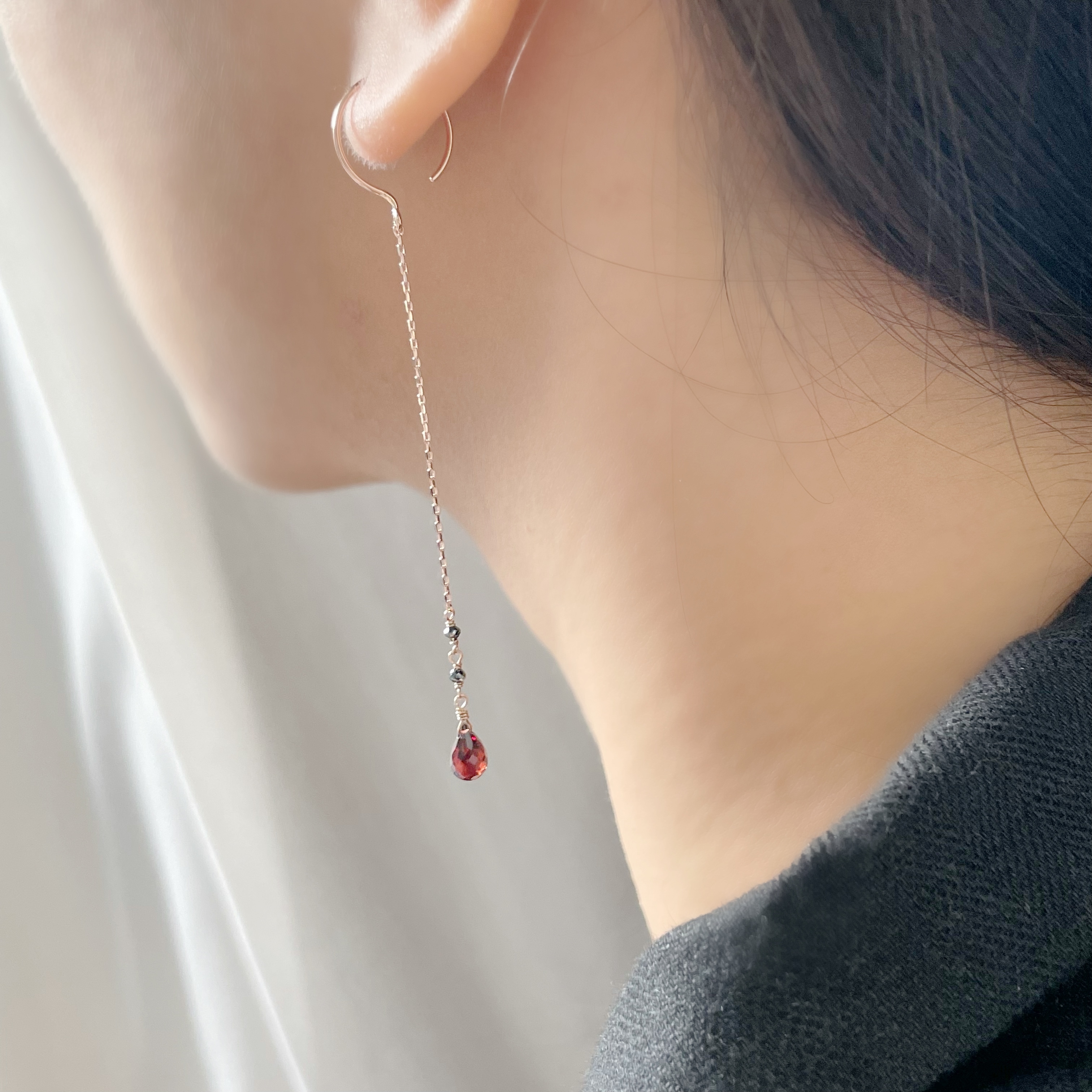 14K手工Tears石榴黑鑽原礦耳鏈