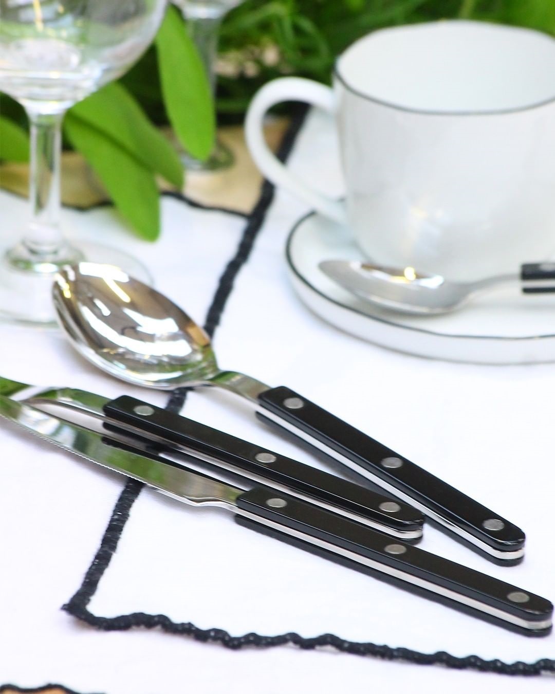 SABRE | Bistrot 復古酒館鈕扣系列 | 主餐湯匙 | 亮面 | 黑