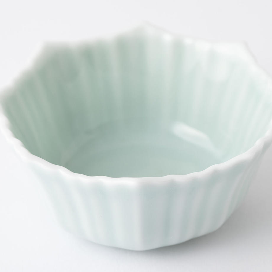 虎仙窯  鍋島青瓷 輪花小缽