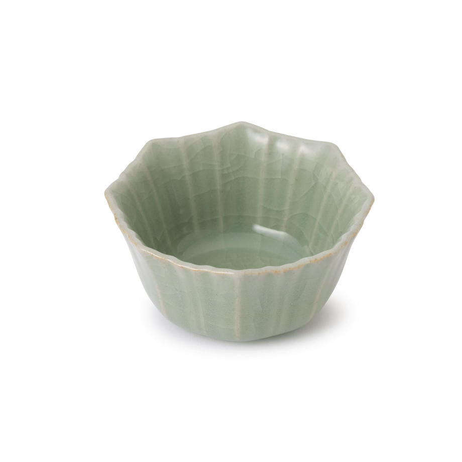 虎仙窯  鍋島青瓷 貫入輪花小缽