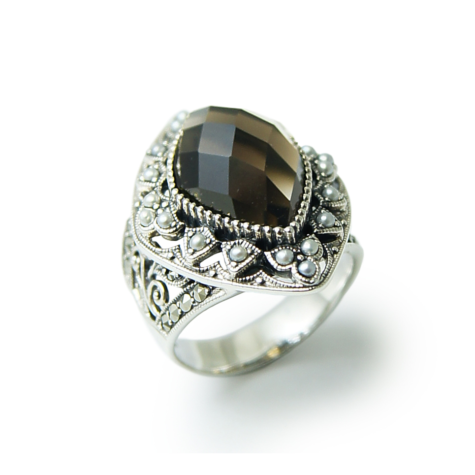 馬眼切割茶晶戒指