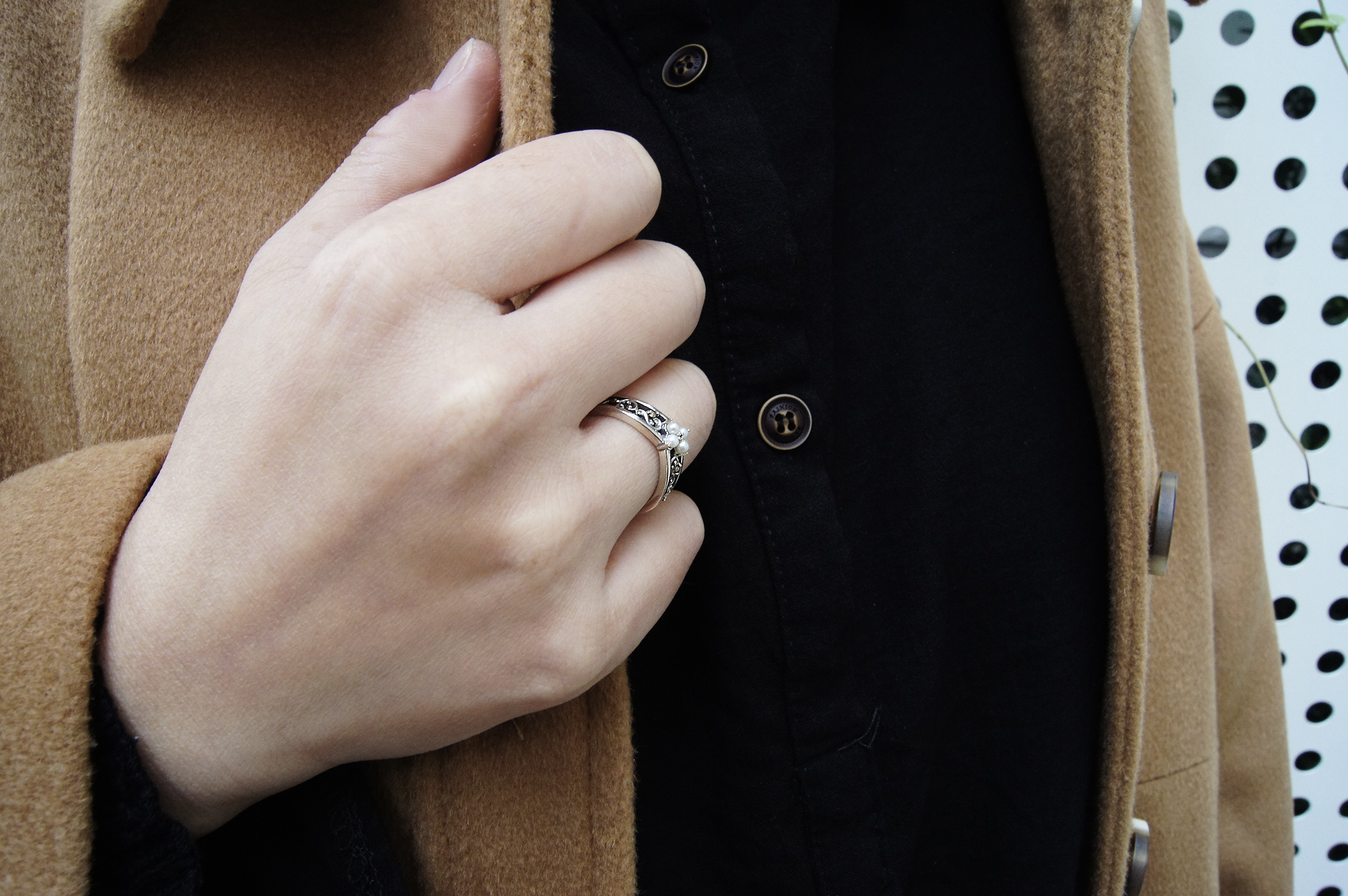 浪漫藤蔓米珠戒指（OP1770）