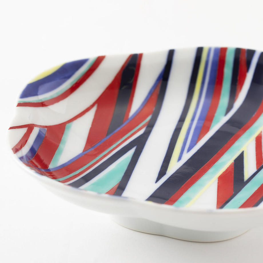 虎仙窯  色鍋島高台皿