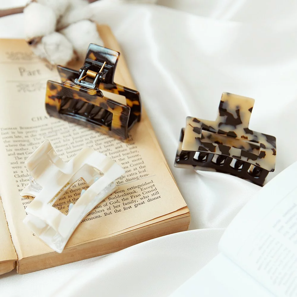 FRANCE LUXE 長方形簍空抓夾〈琥珀色〉