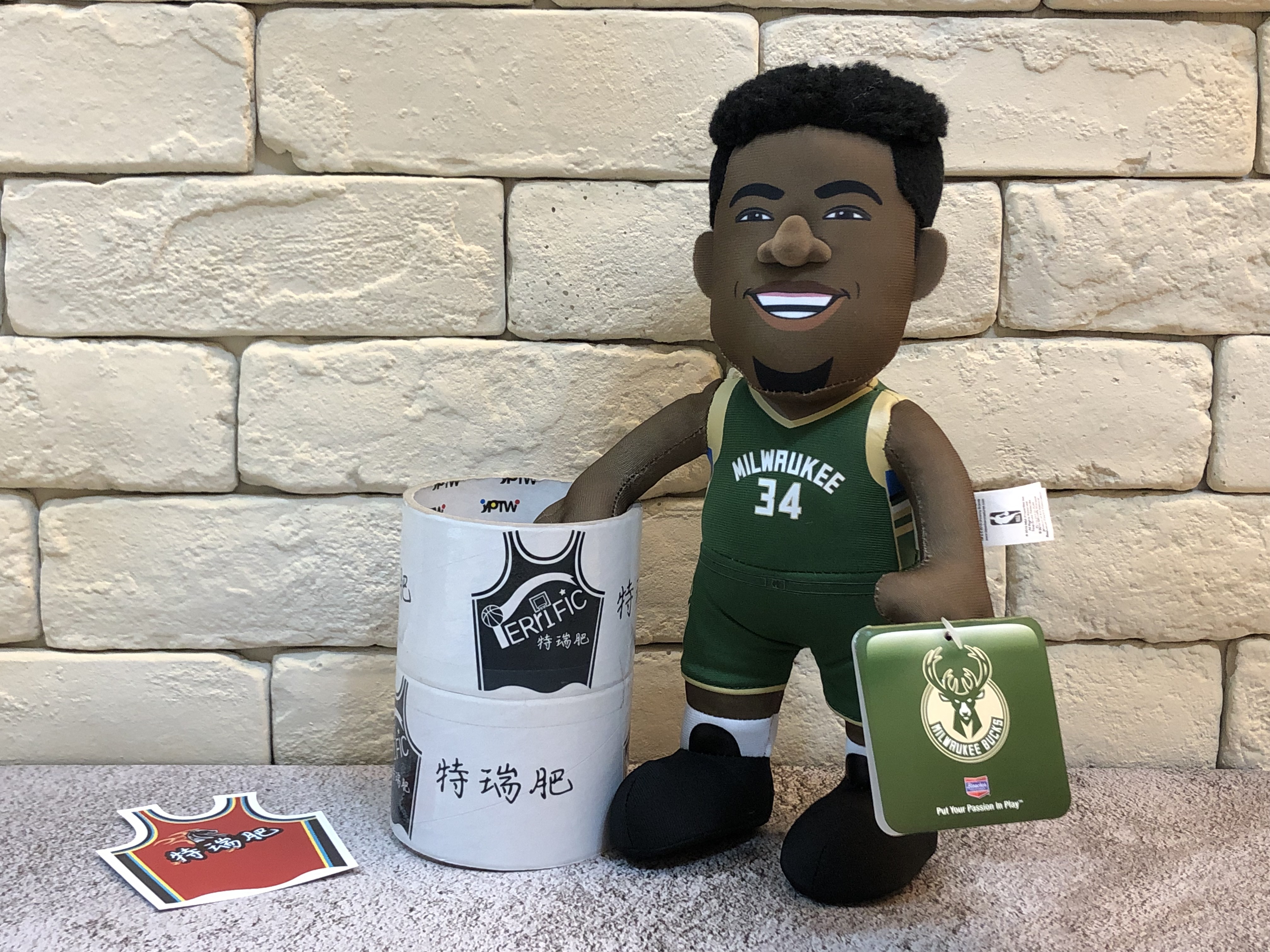 NBA公仔 Giannis Antetokounmpo 密爾瓦基公鹿綠 Bleacher Creatures 全新