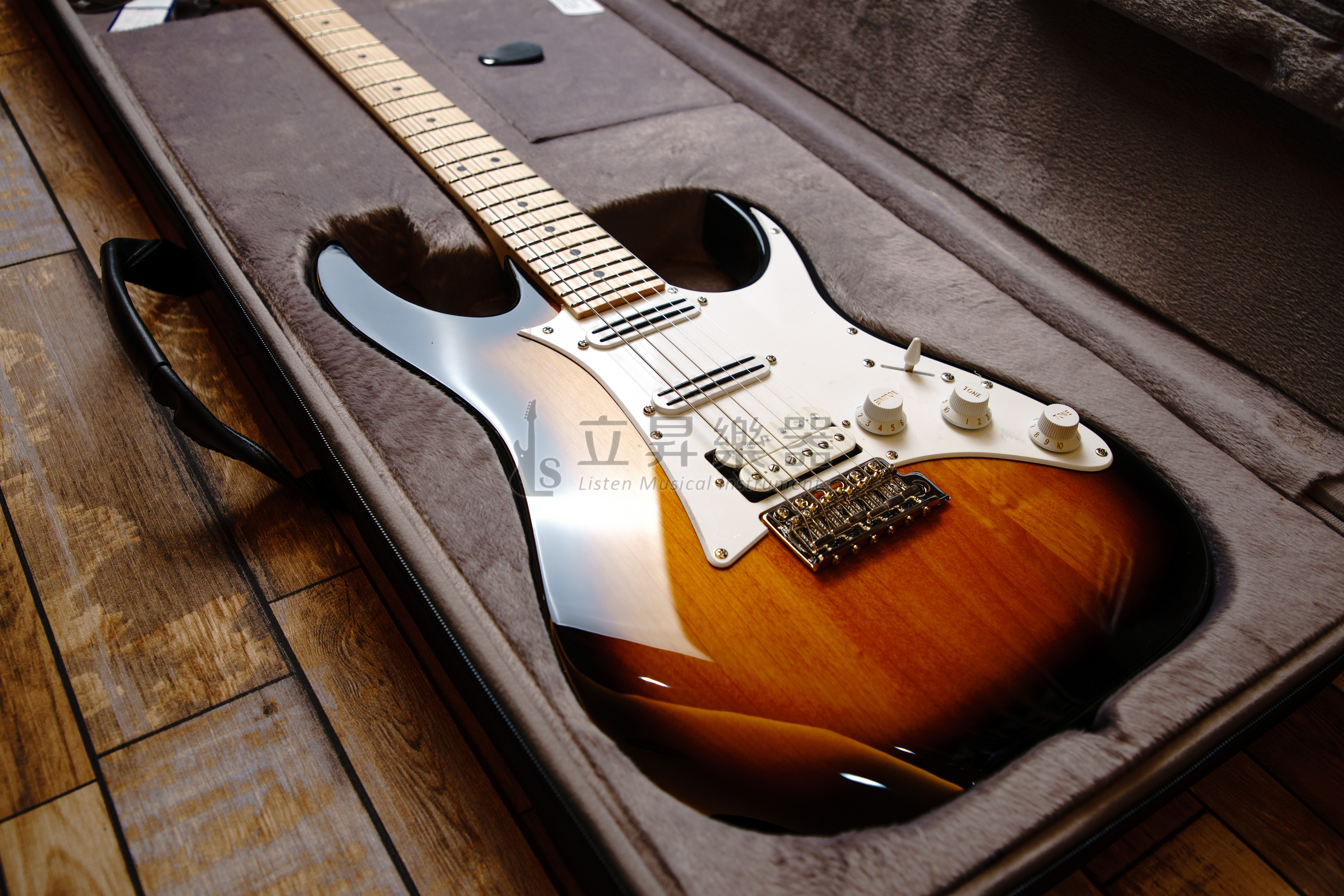 電吉他 Ibanez AT10P-SB 夕陽漸層色 Andy Timmons簽名款 小搖座 附Case AT-10P